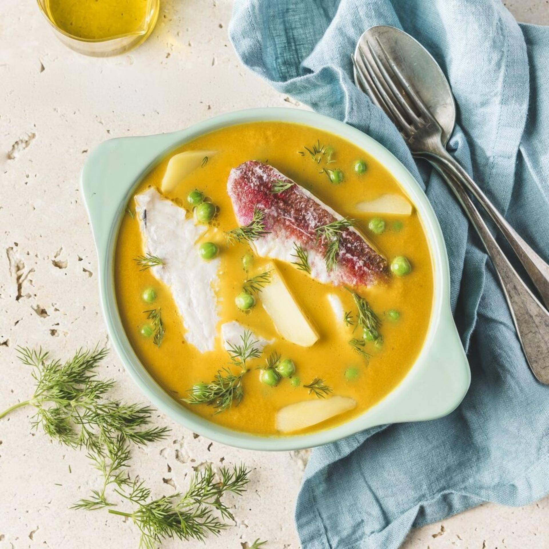 Velouté de potimarron safrané et ses poissons de roche vapeur - Recette Companion | Moulinex