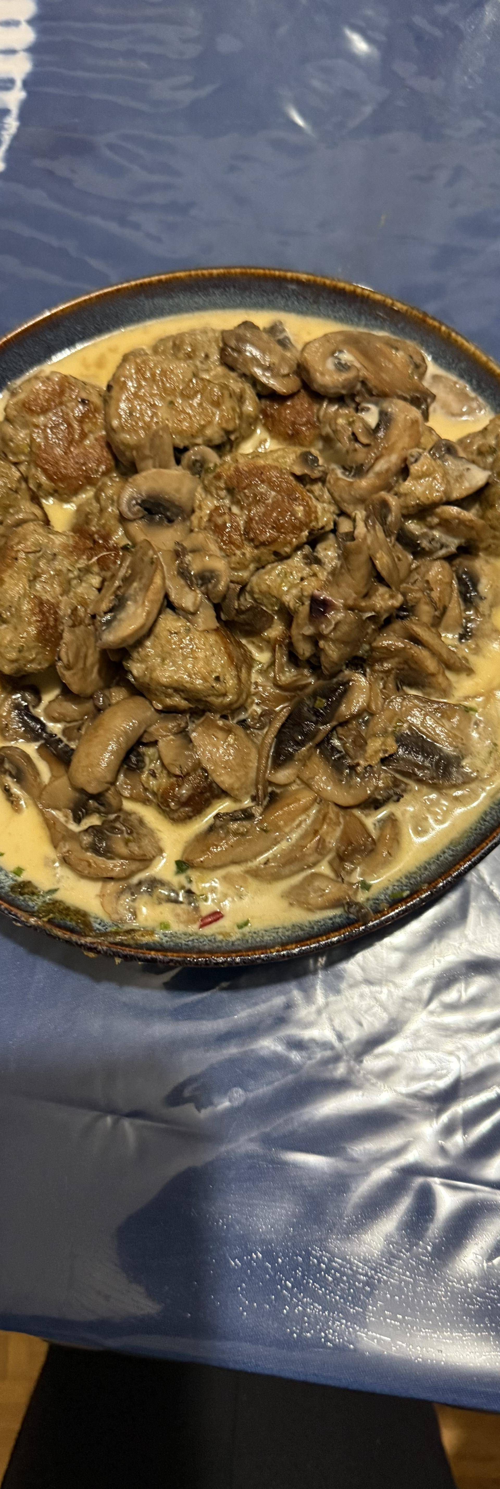 Boulettes de poulet forestières - Recette Cookeo V3 | Moulinex