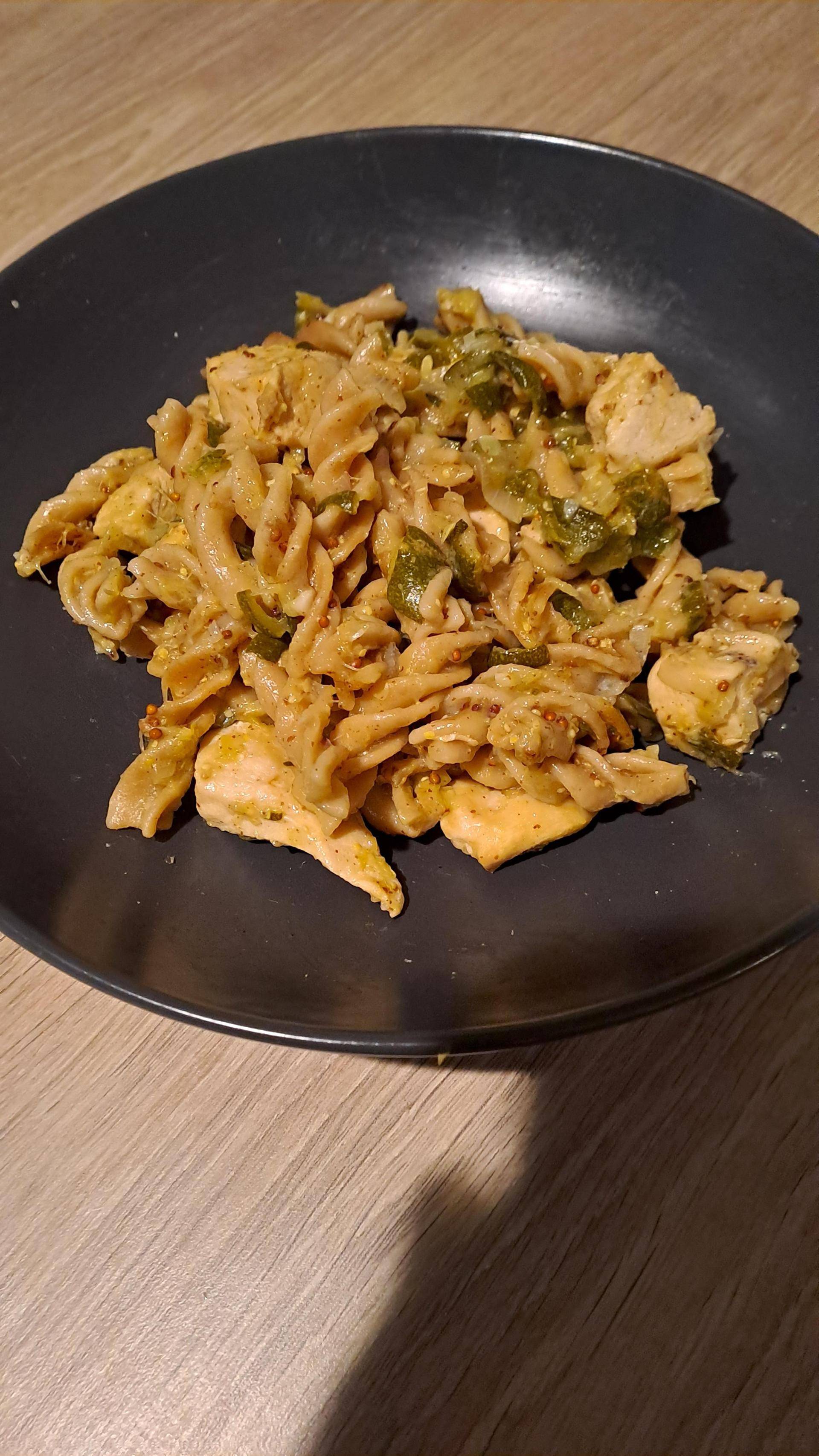 Pâtes poulet courgette moutarde - Recette Cookeo | Moulinex