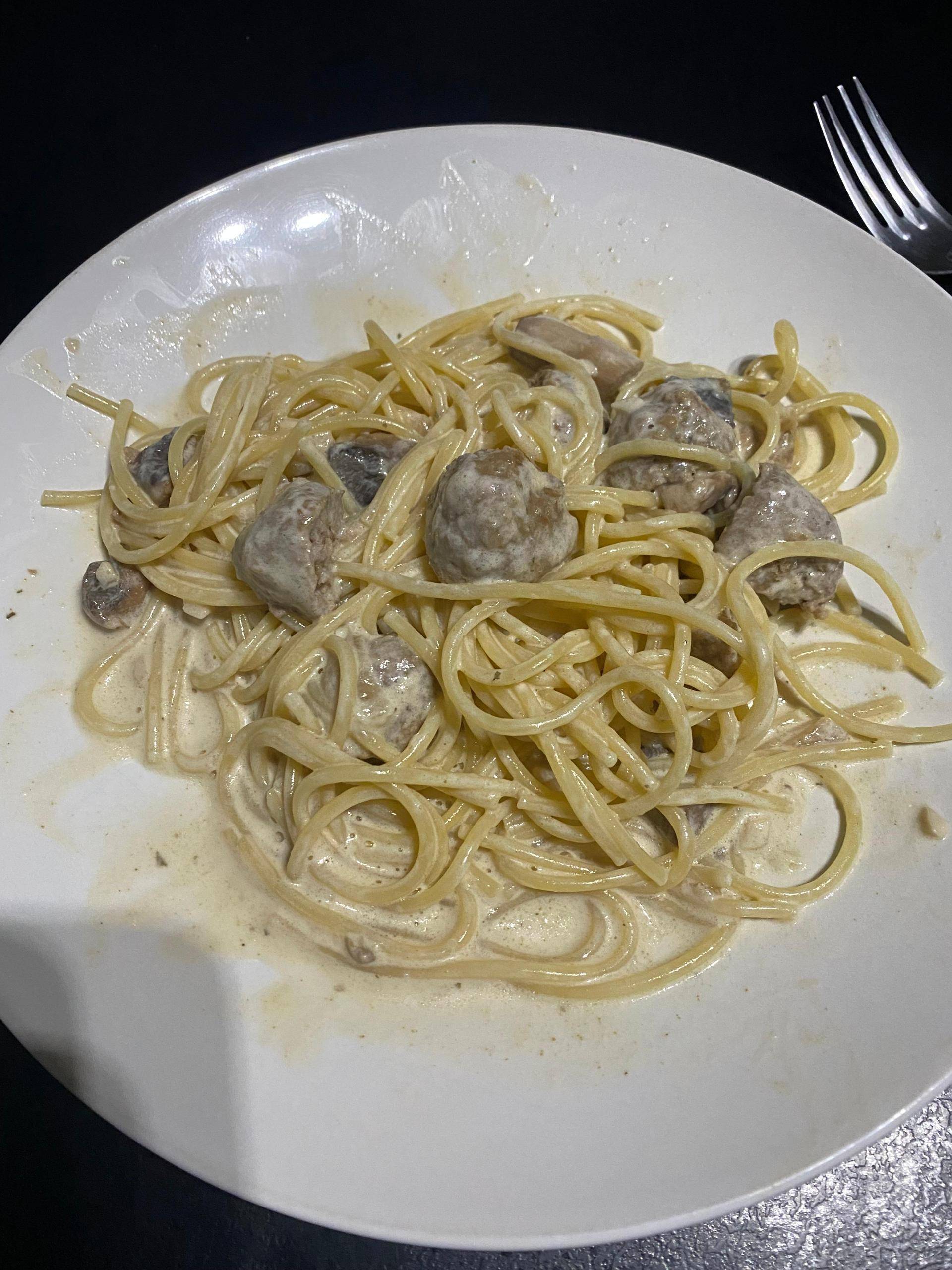 Boulettes de viande aux champignons et à la crème - Recette Cookeo | Moulinex