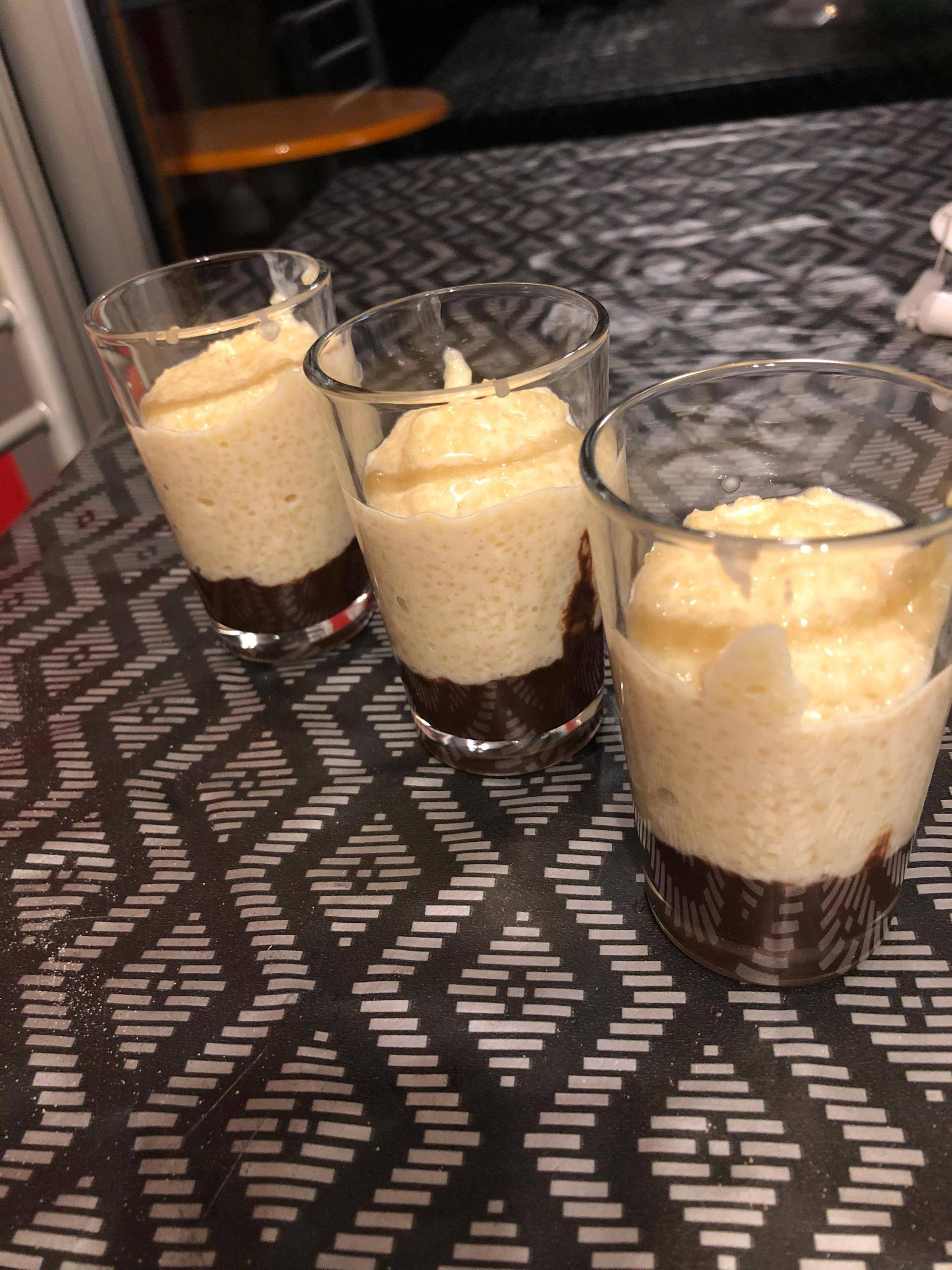 Semoule au lait avec son lit de chocolat - Recette Cookeo | Moulinex