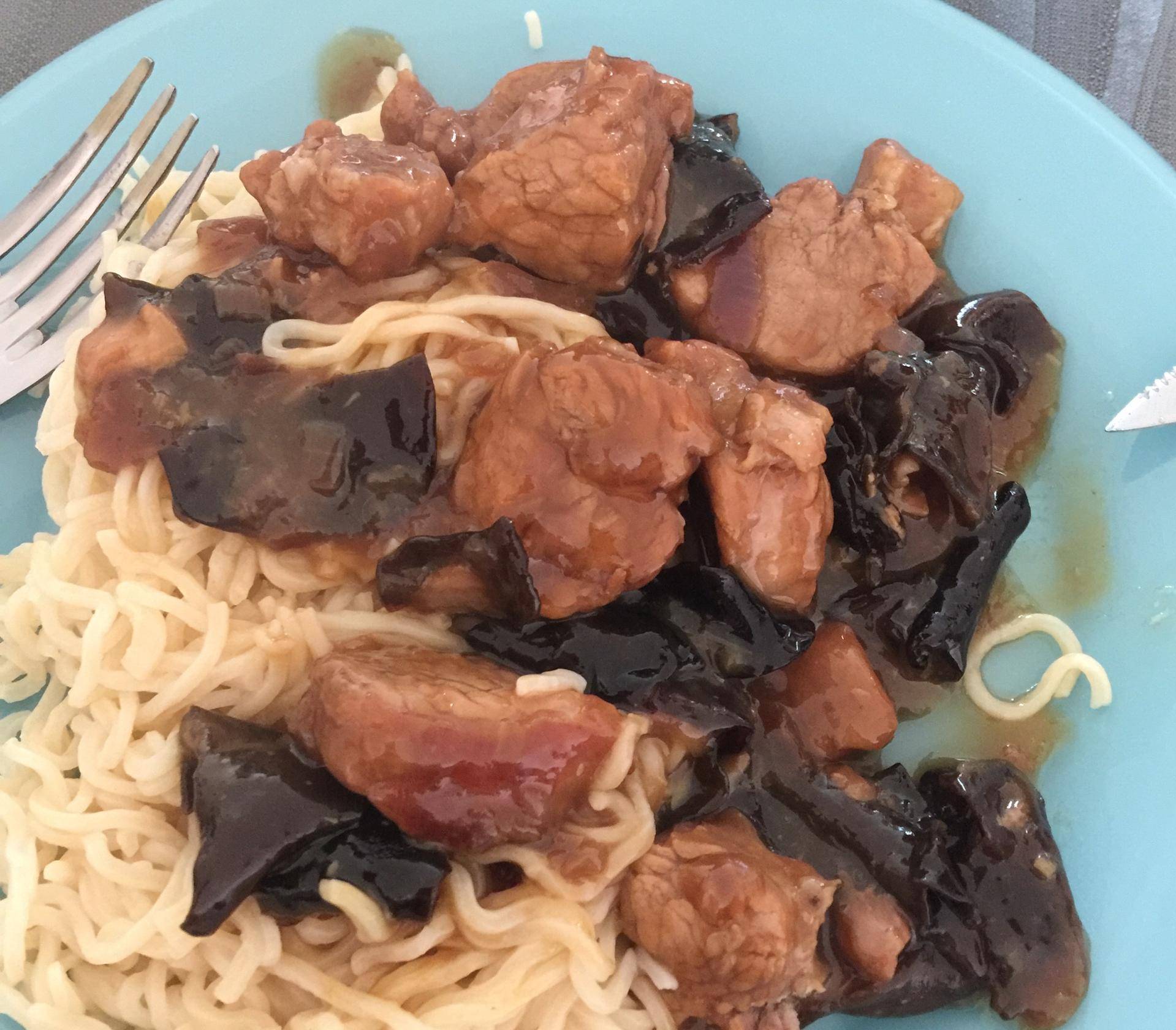 Filet mignon au caramel et champignons noirs - Recette Cookeo | Moulinex