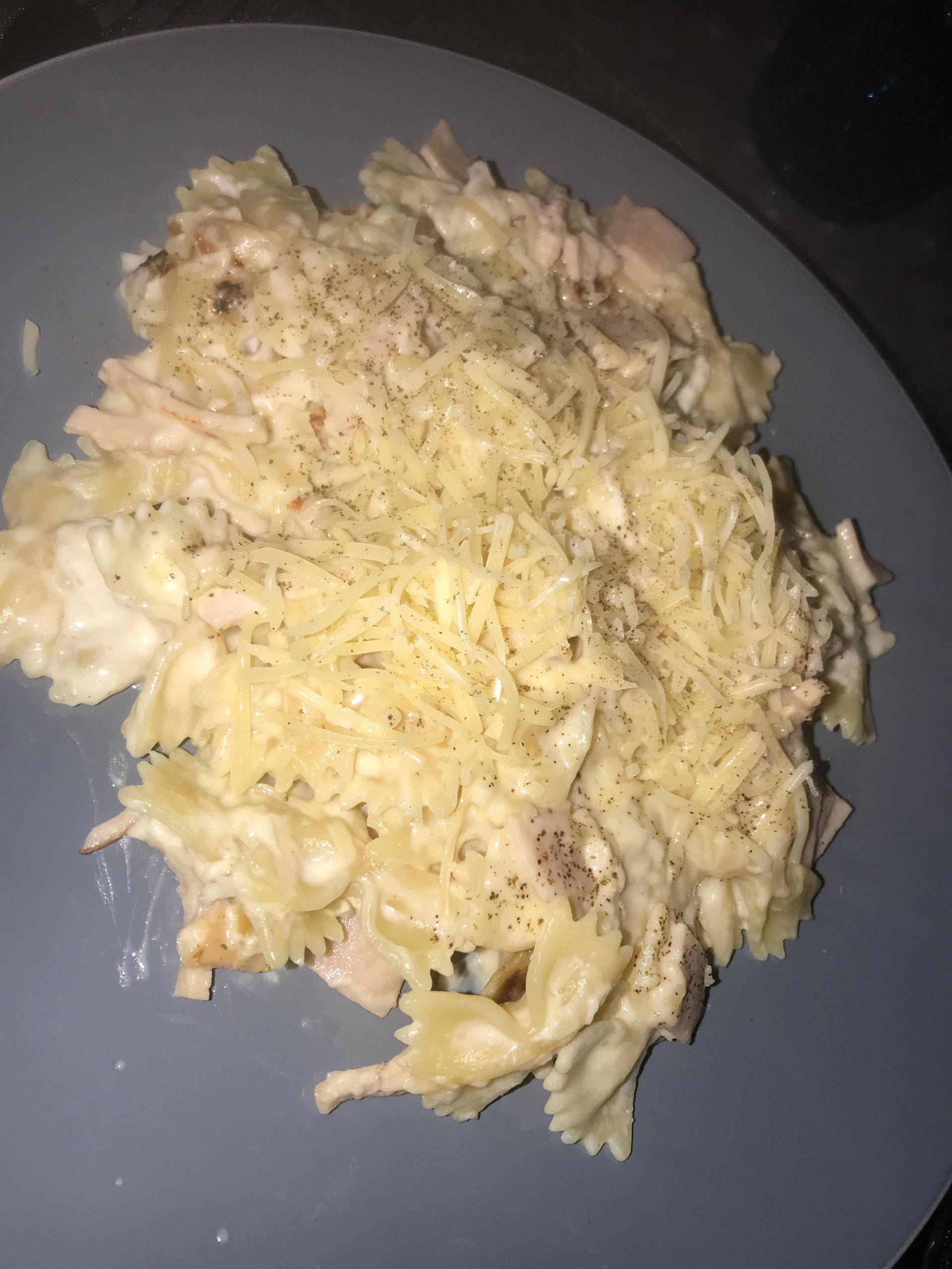 Pâte carbonara avec des allumettes de poulet - Recette Cookeo | Moulinex