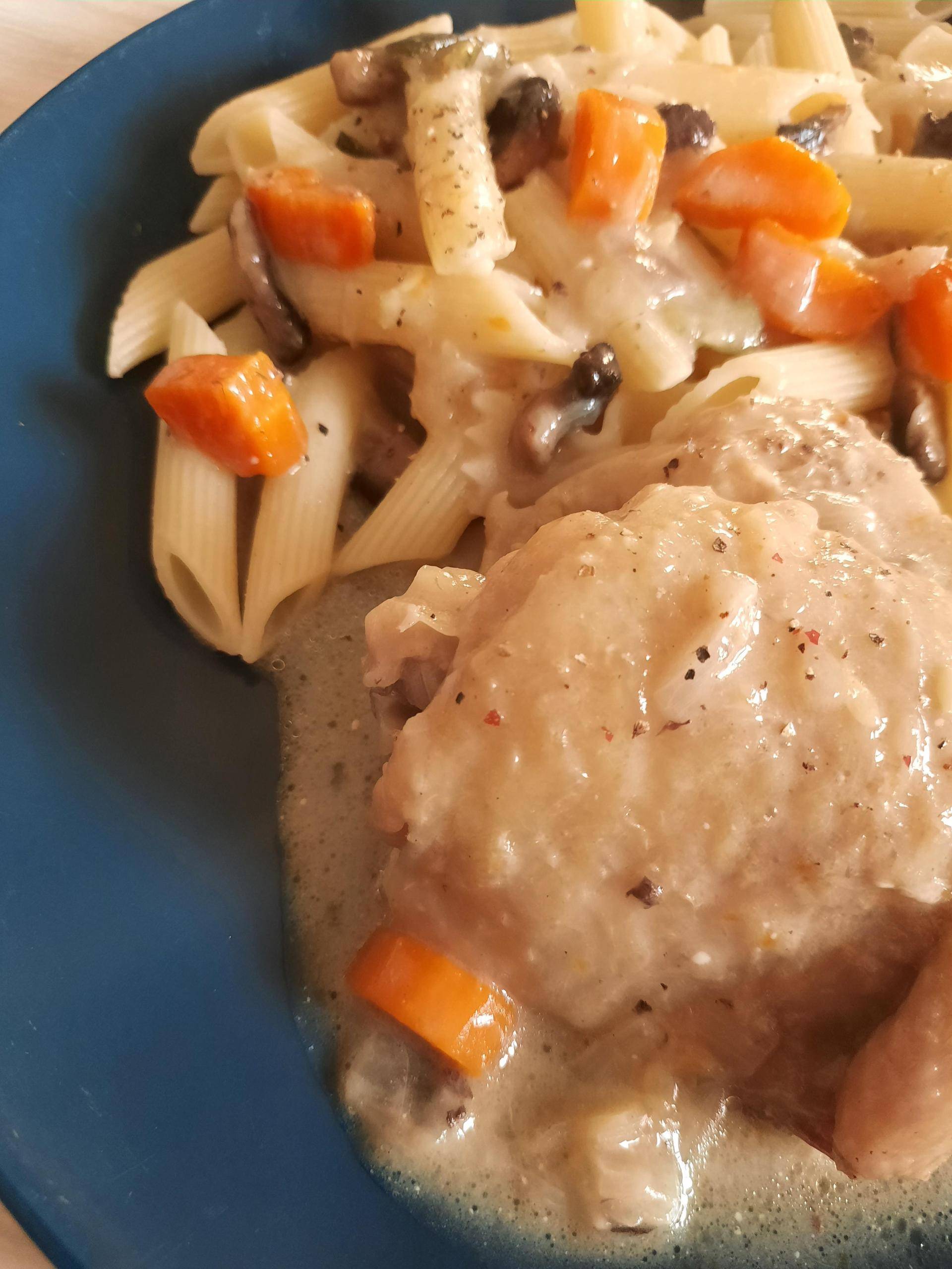 Poulet sauce crémeuse au confit de Monbazillac - Recette Cookeo | Moulinex