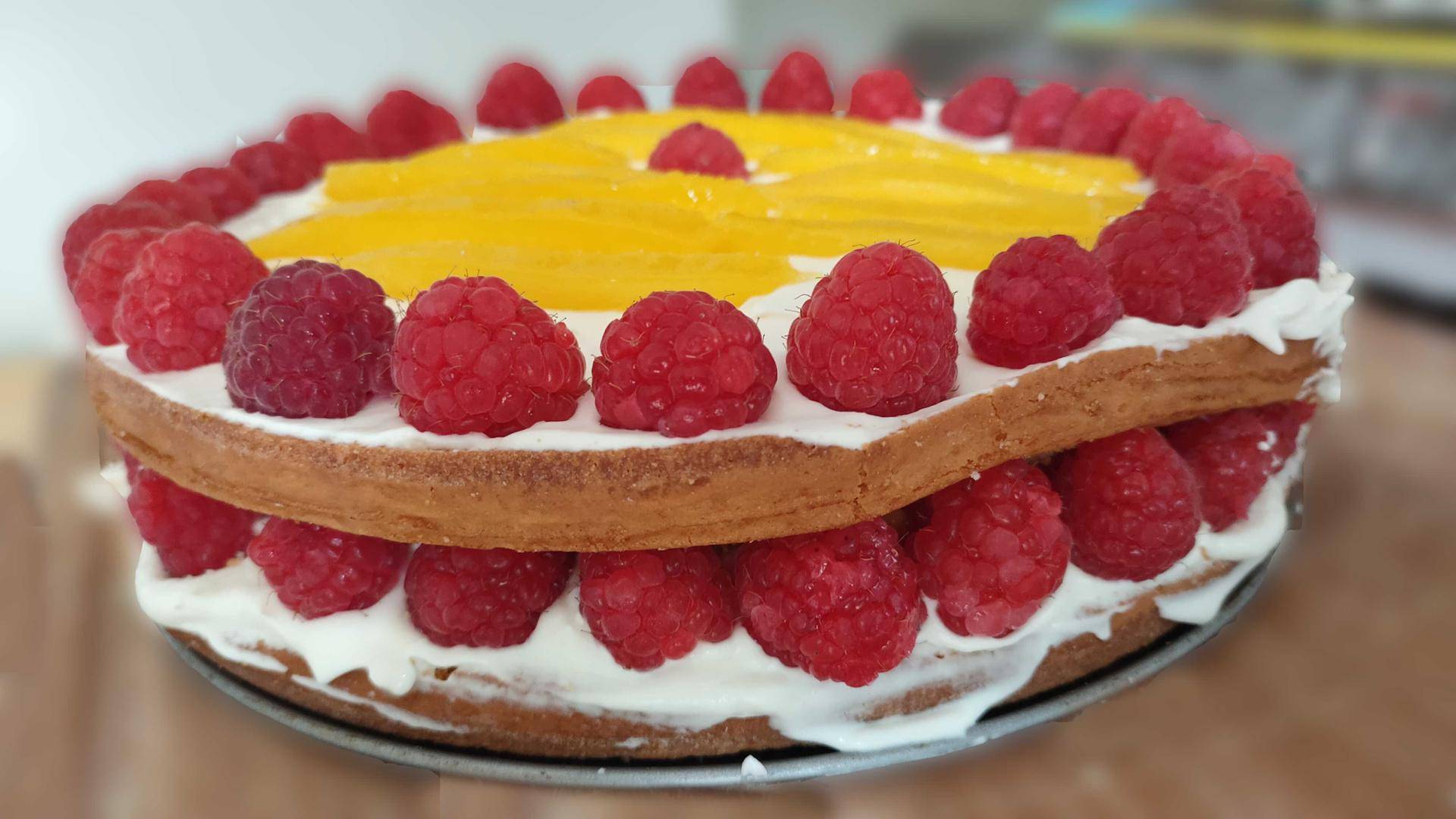 Gâteau Crémeux Mangue Framboises - Recette Companion Connect | Moulinex