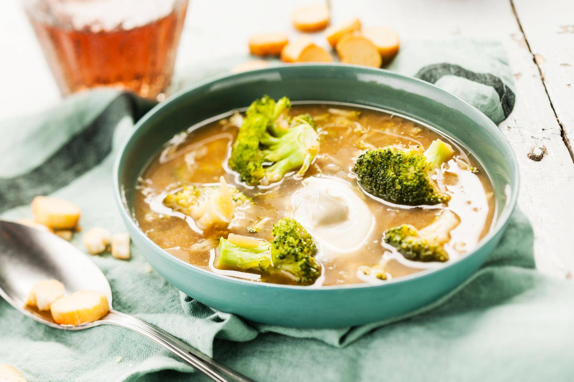 Soep met uien en broccoli - Recette Cookeo | Moulinex