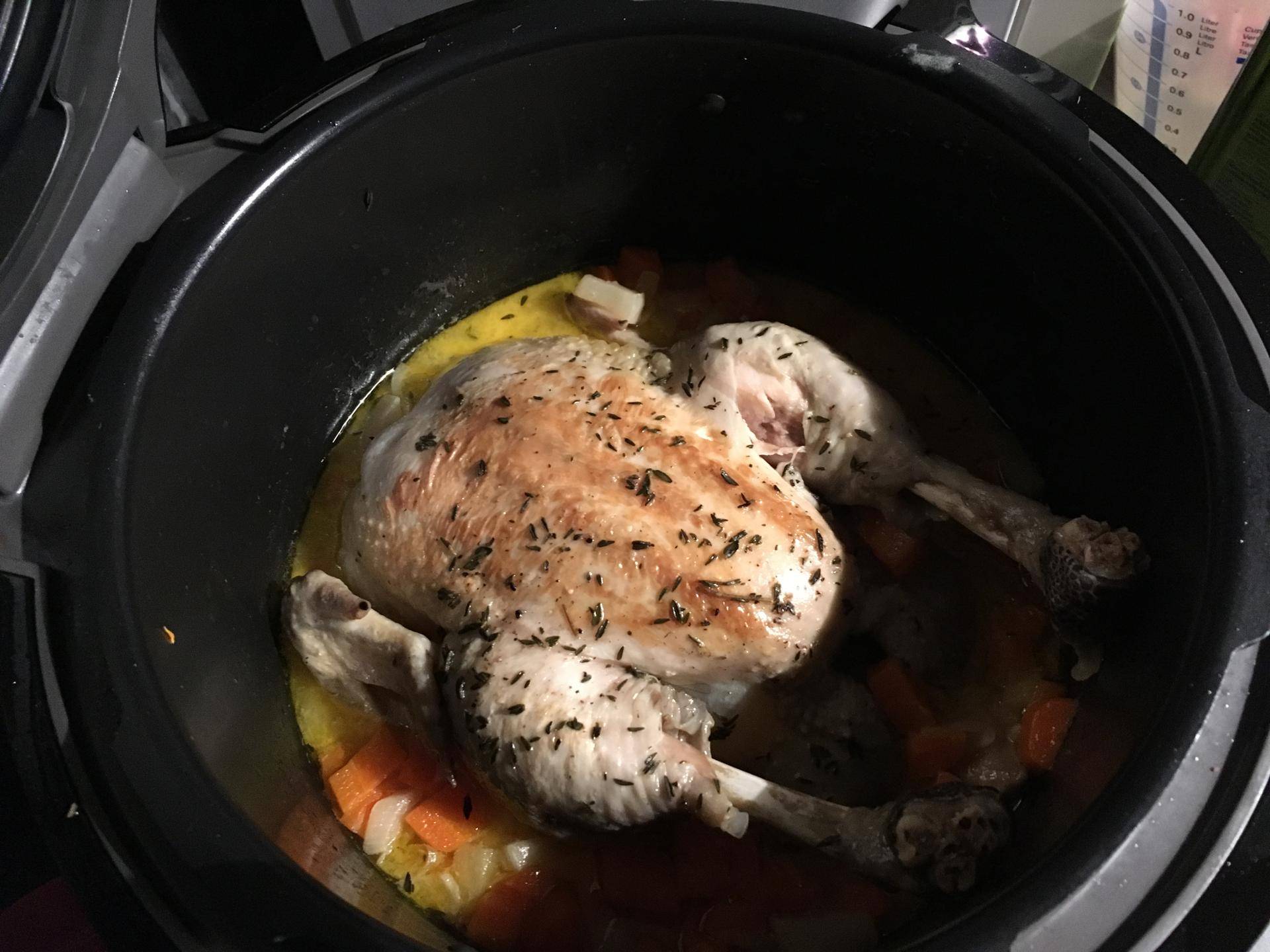 Poulet entier à la moutarde et ses petits légumes - Recette Cookeo | Moulinex