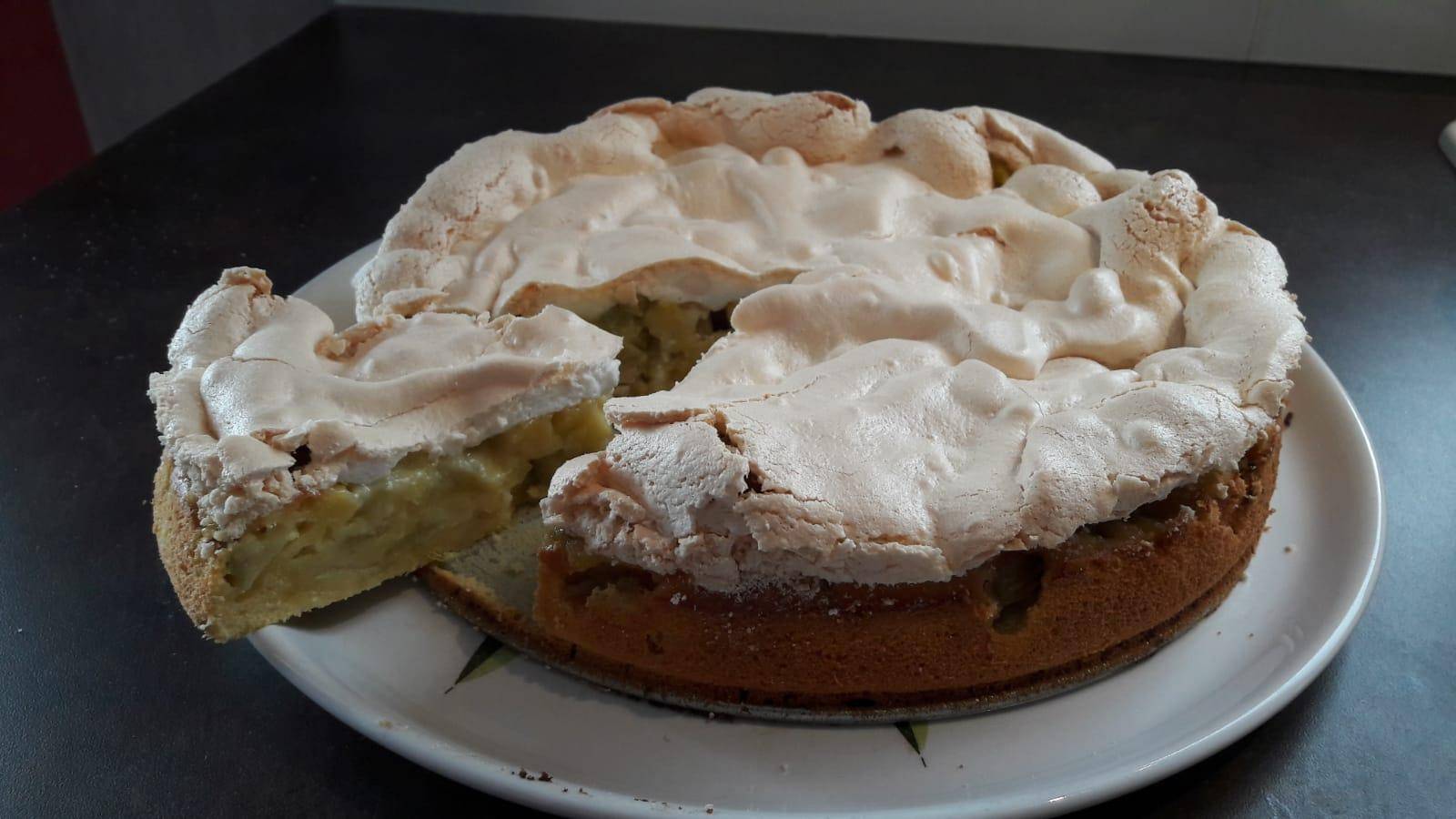 Gâteau meringue à la rhubarbe - Recette Companion XL | Moulinex