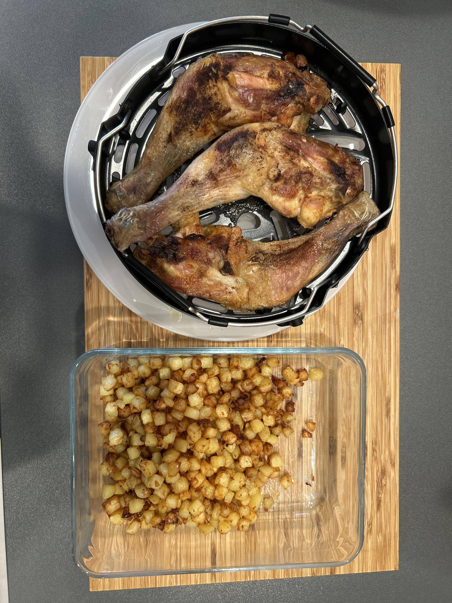 Cuisses de poulet au pommes de terre rissolées - Recette Cookeo Infinity Autostir | Moulinex