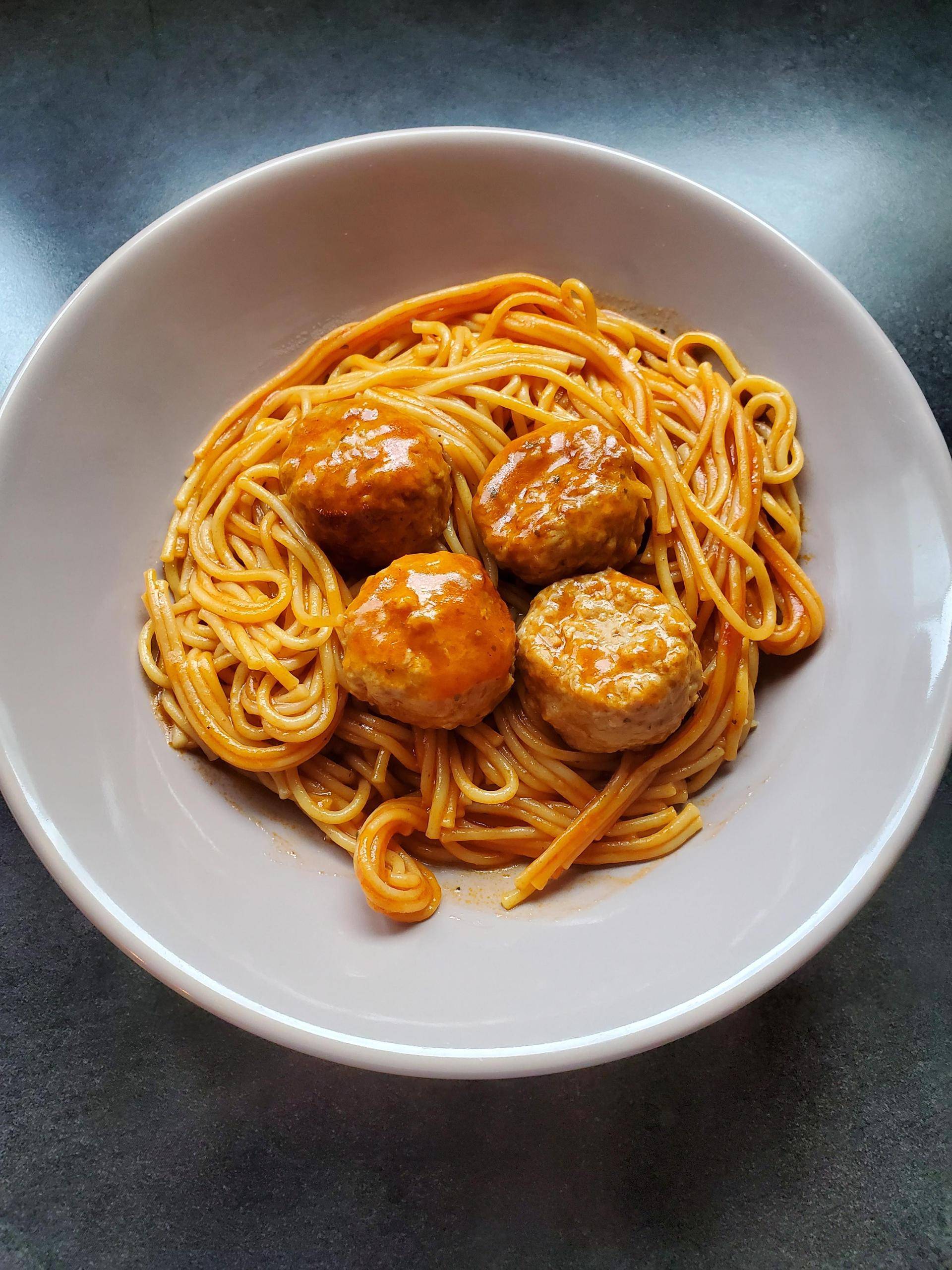 Boulettes de veau et spaghetti à la tomate - Recette Cookeo V3 | Moulinex