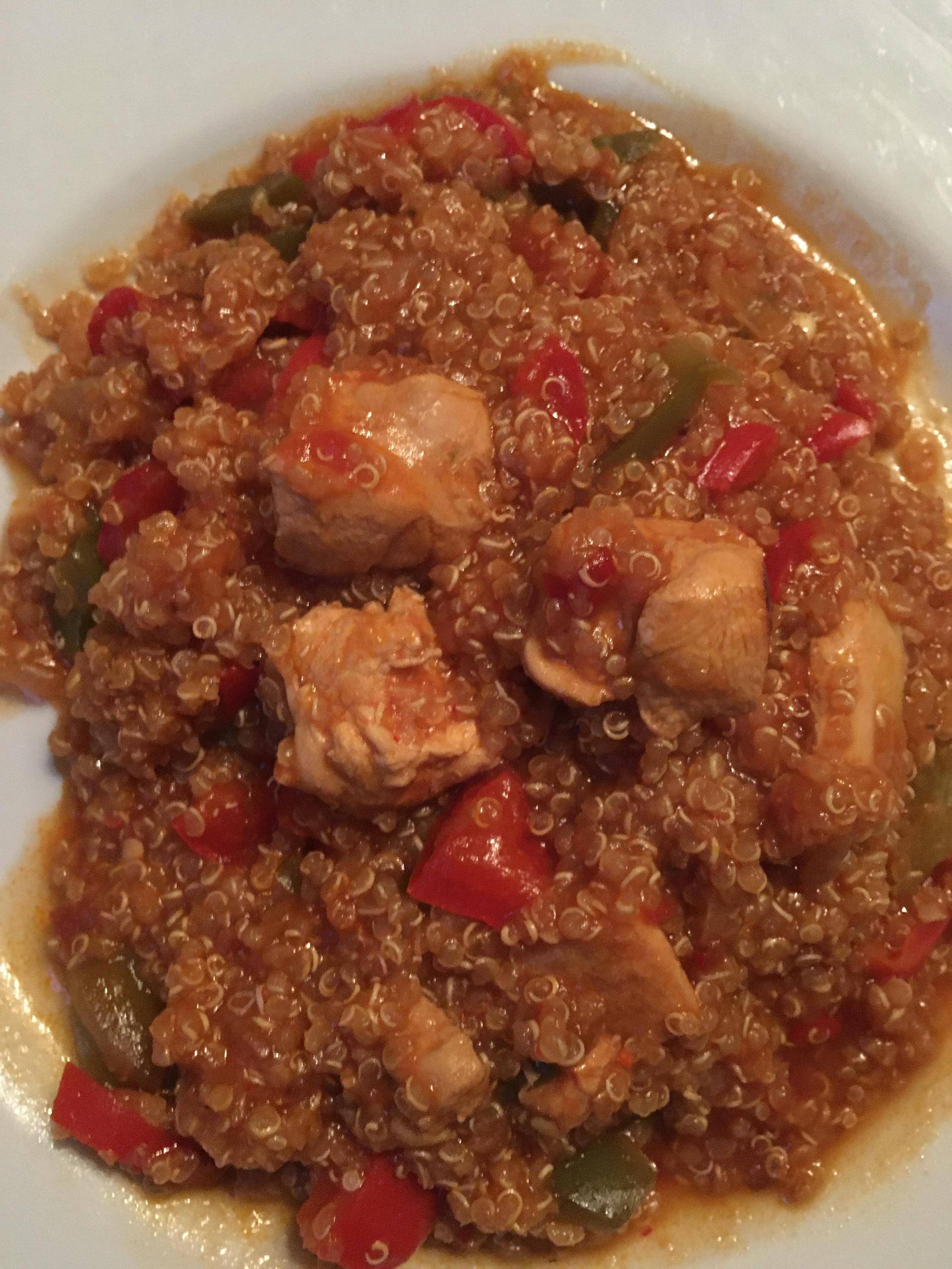 Poulet quinoa basquaise - Recette Cookeo | Moulinex