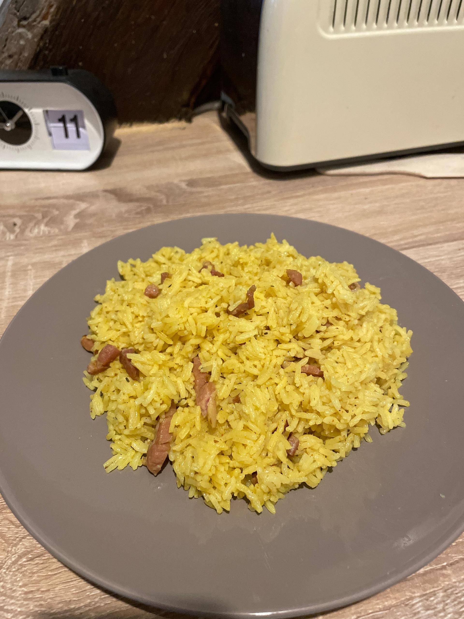 One Pot Riz au curry et aux lardons - Recette Cookeo | Moulinex