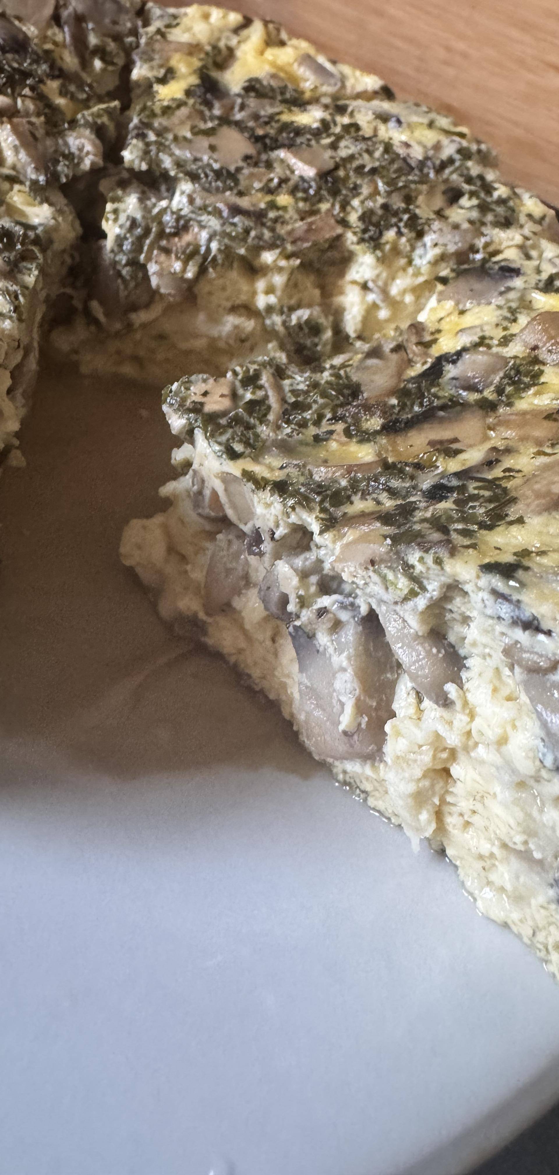 Quiche sans pâte aux champignons et mozzarella - Recette Cookeo V3 | Moulinex