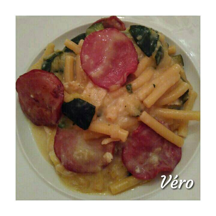 Filet mignon fumé aux courgettes, pâtes et chèvre - Recette Cookeo | Moulinex