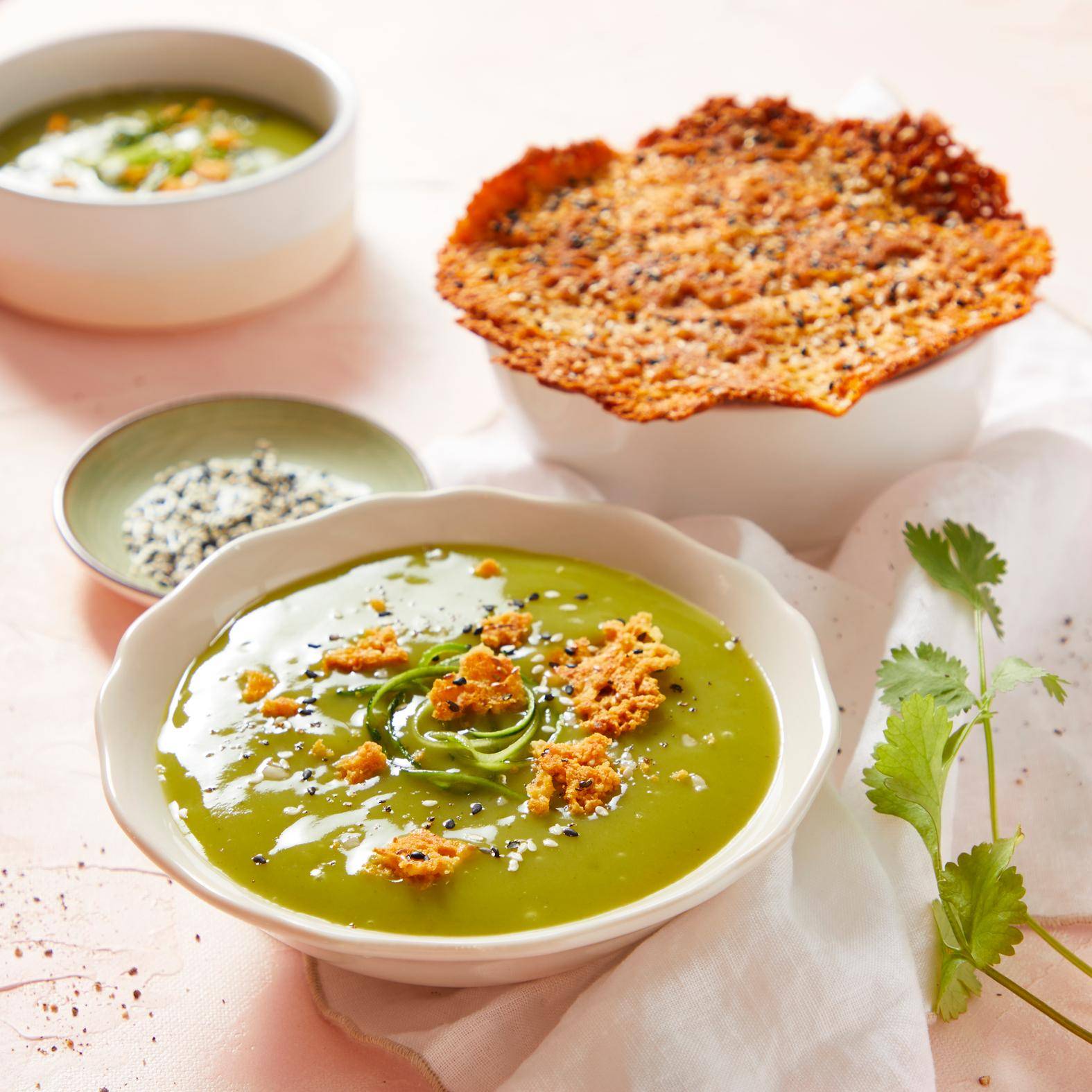 Velouté de courgettes et sa tuile au fromage - Recette Perfectmix Cook | Moulinex
