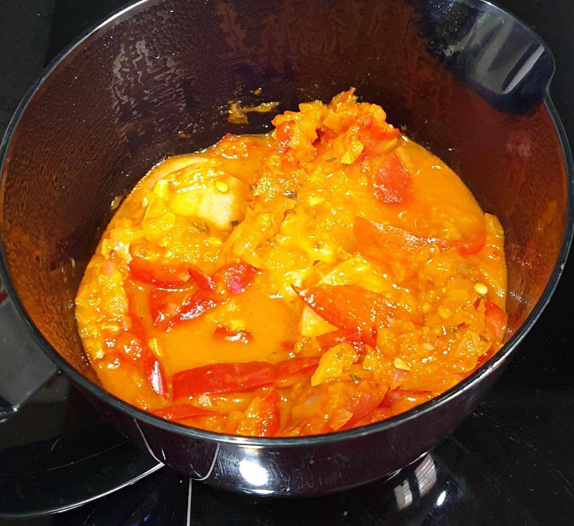 Poivrons et cervelas - Recette Companion Connect XL | Moulinex