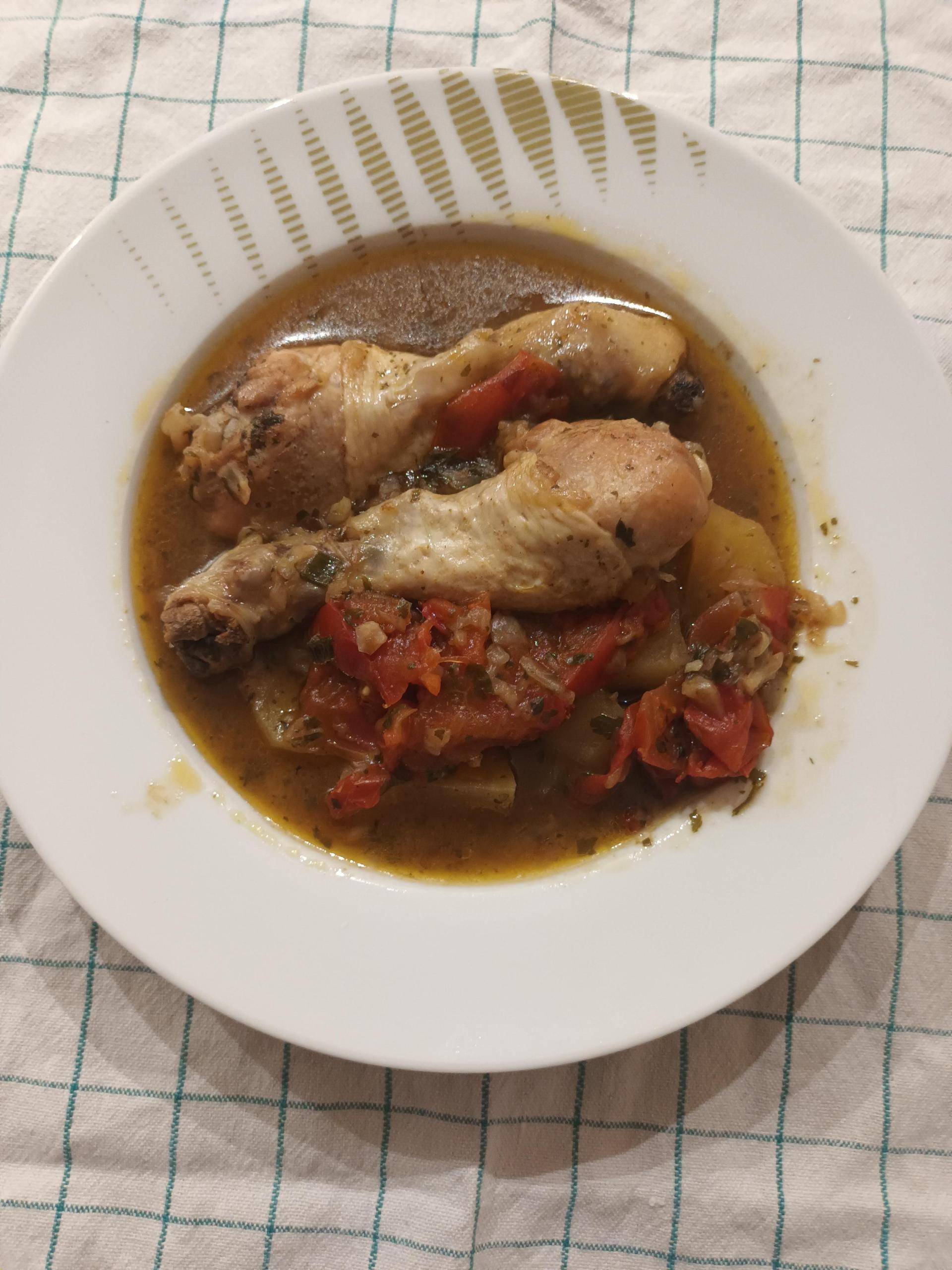 Pilons de poulet avec ces pommes de terre et tomates - Recette Cookeo | Moulinex