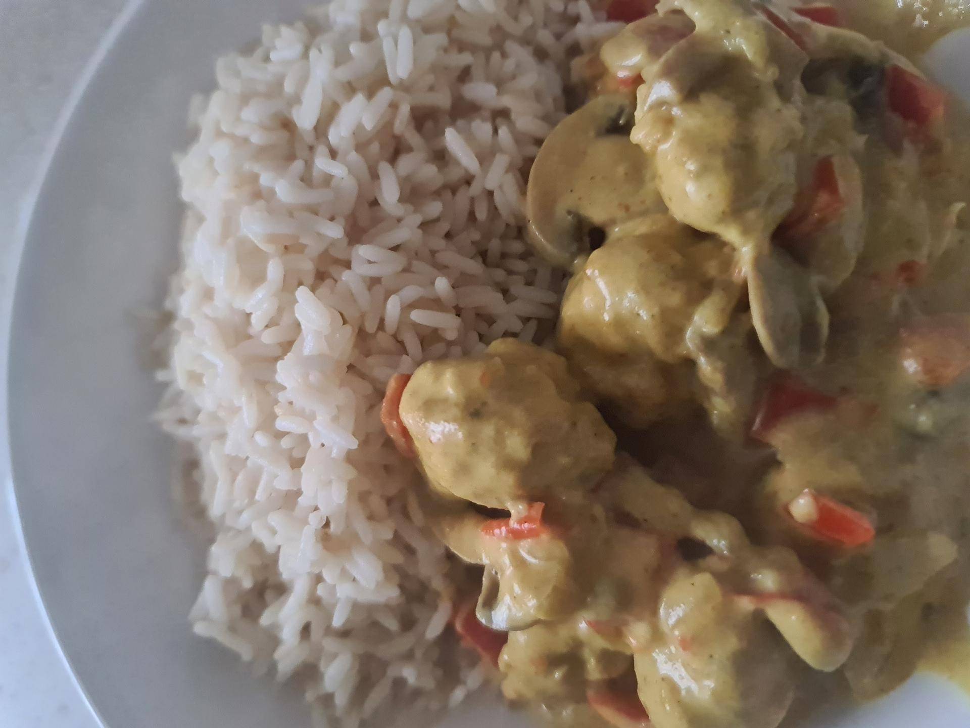 Boulettes de poulet au curry et ses petits légumes. - Recette Cookeo | Moulinex