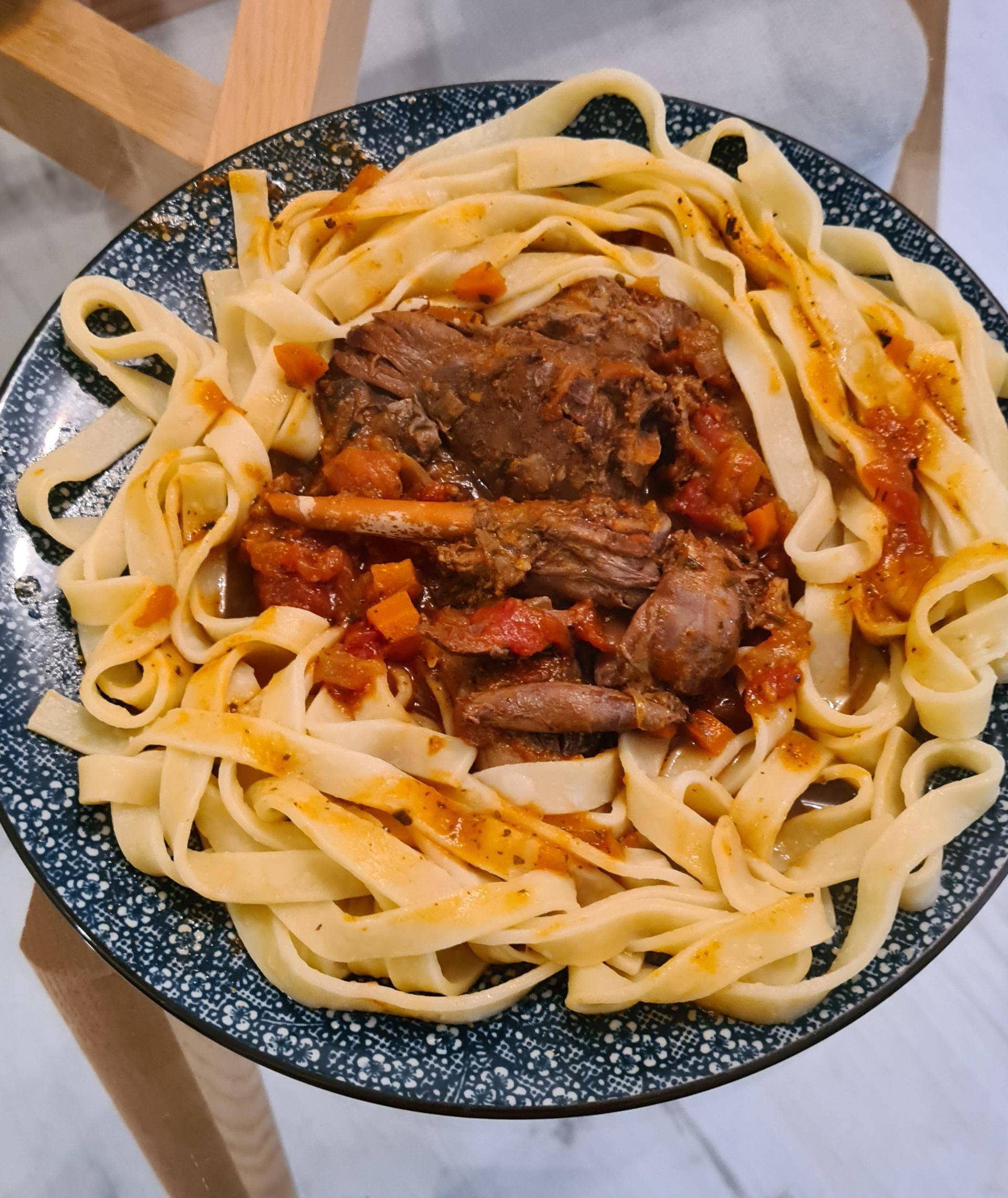 Lièvre à la sauce tomate - Recette Cookeo | Moulinex