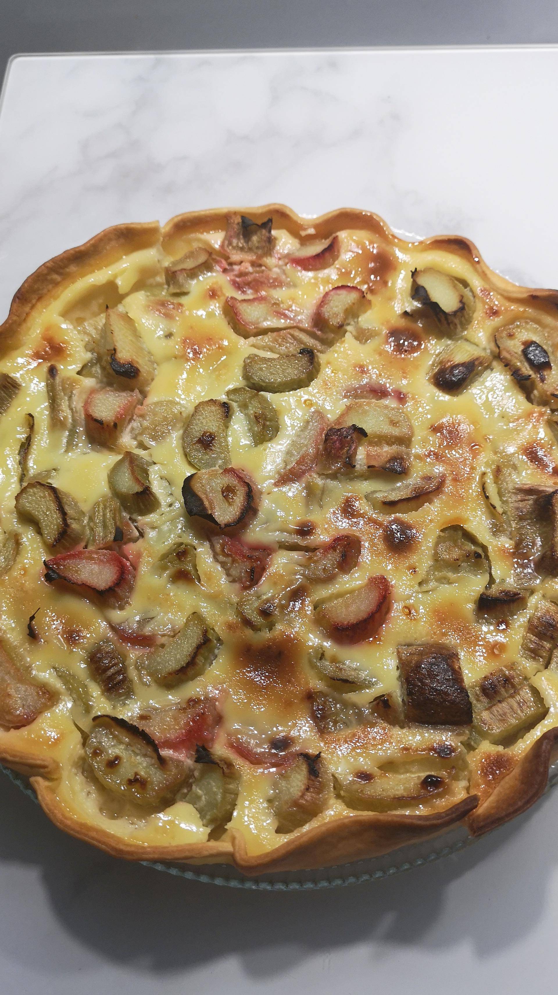 Tarte rhubarbe et amande - Recette Companion | Moulinex