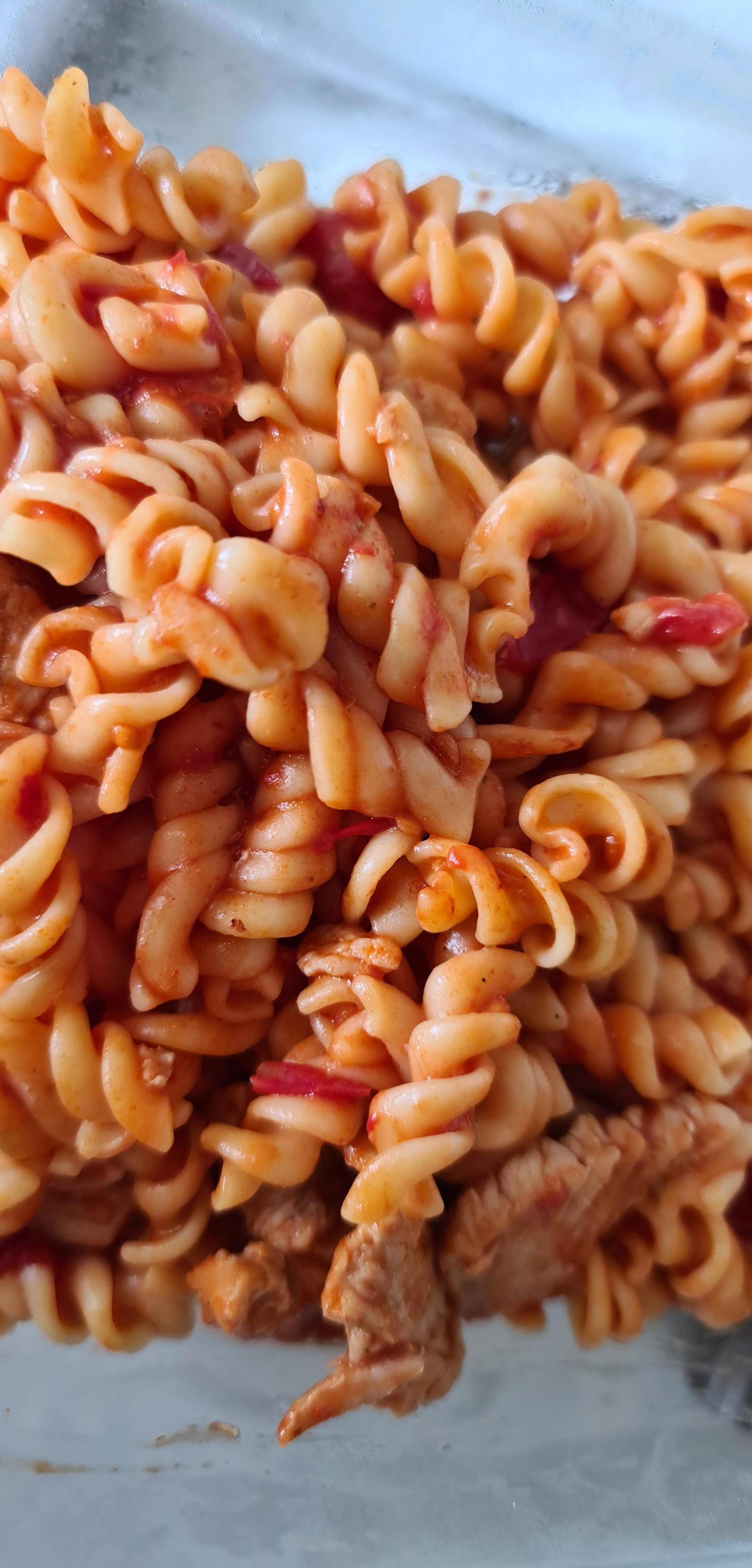 Pâtes émincés de poulet tomates cerises - Recette Cookeo | Moulinex