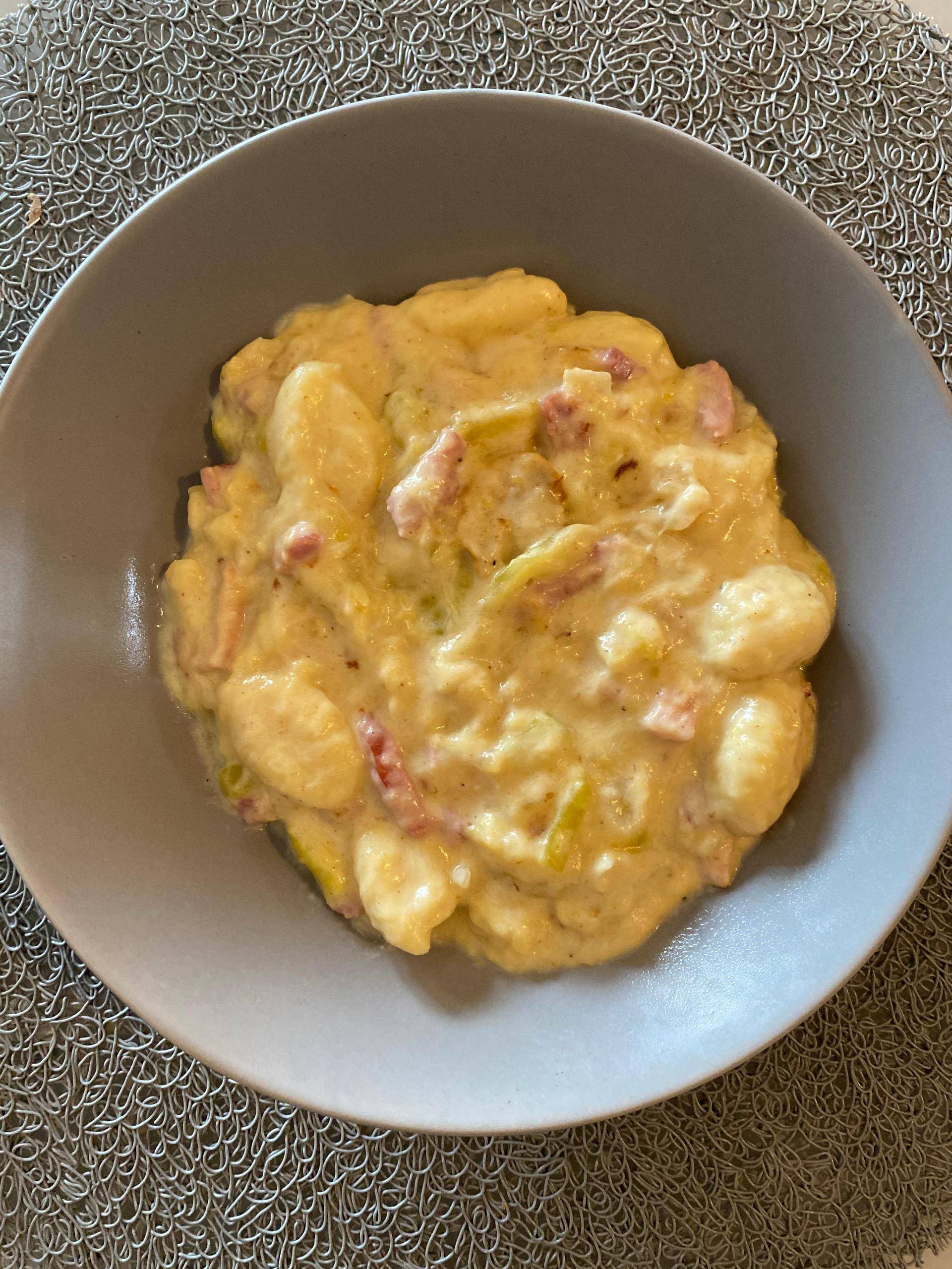 Gnocchi courgette lardon et crème fraîche - Recette Cookeo | Moulinex