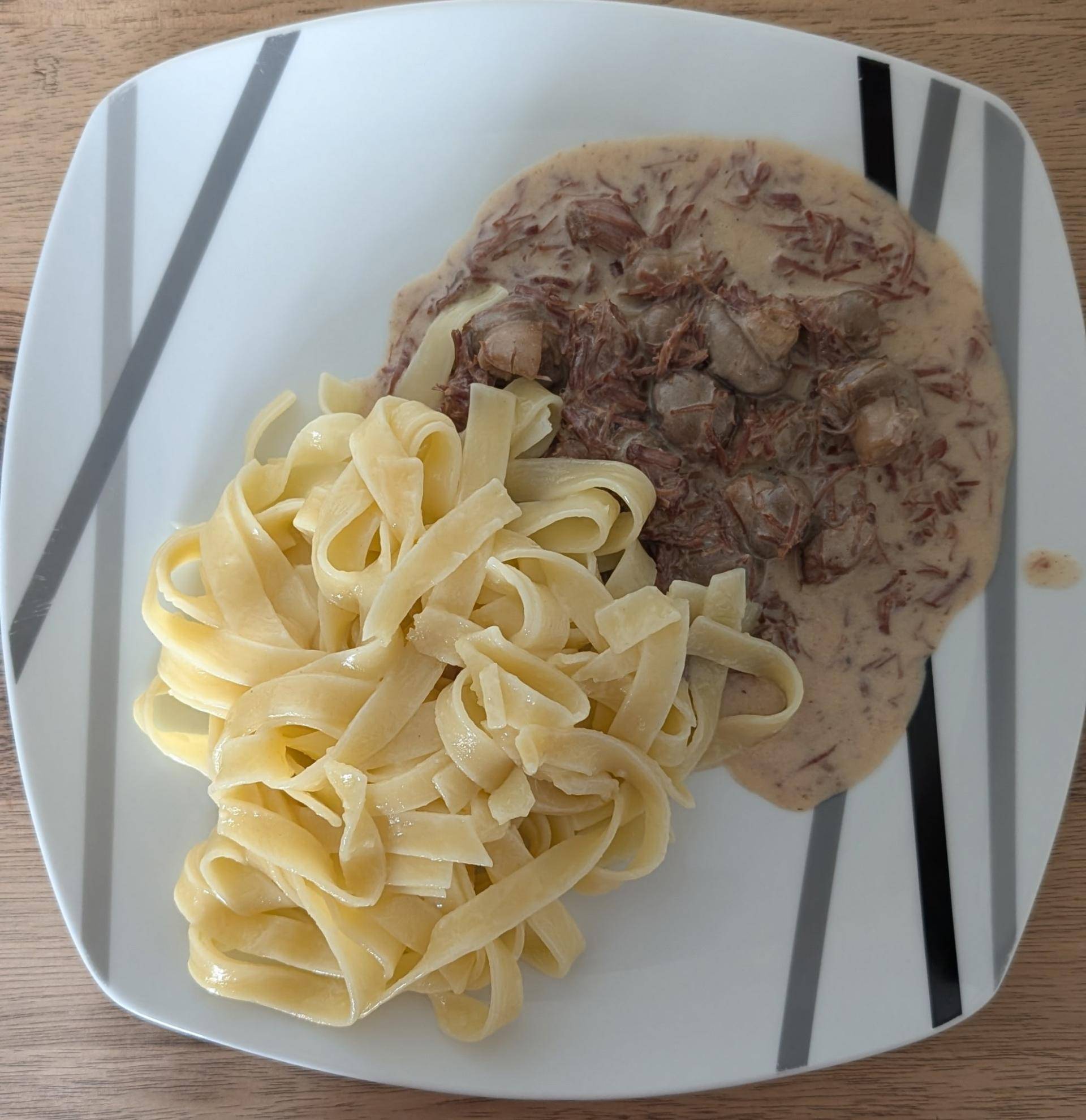 Effiloché de paleron crémeux aux champignons - Recette Cookeo Infinity Autostir | Moulinex