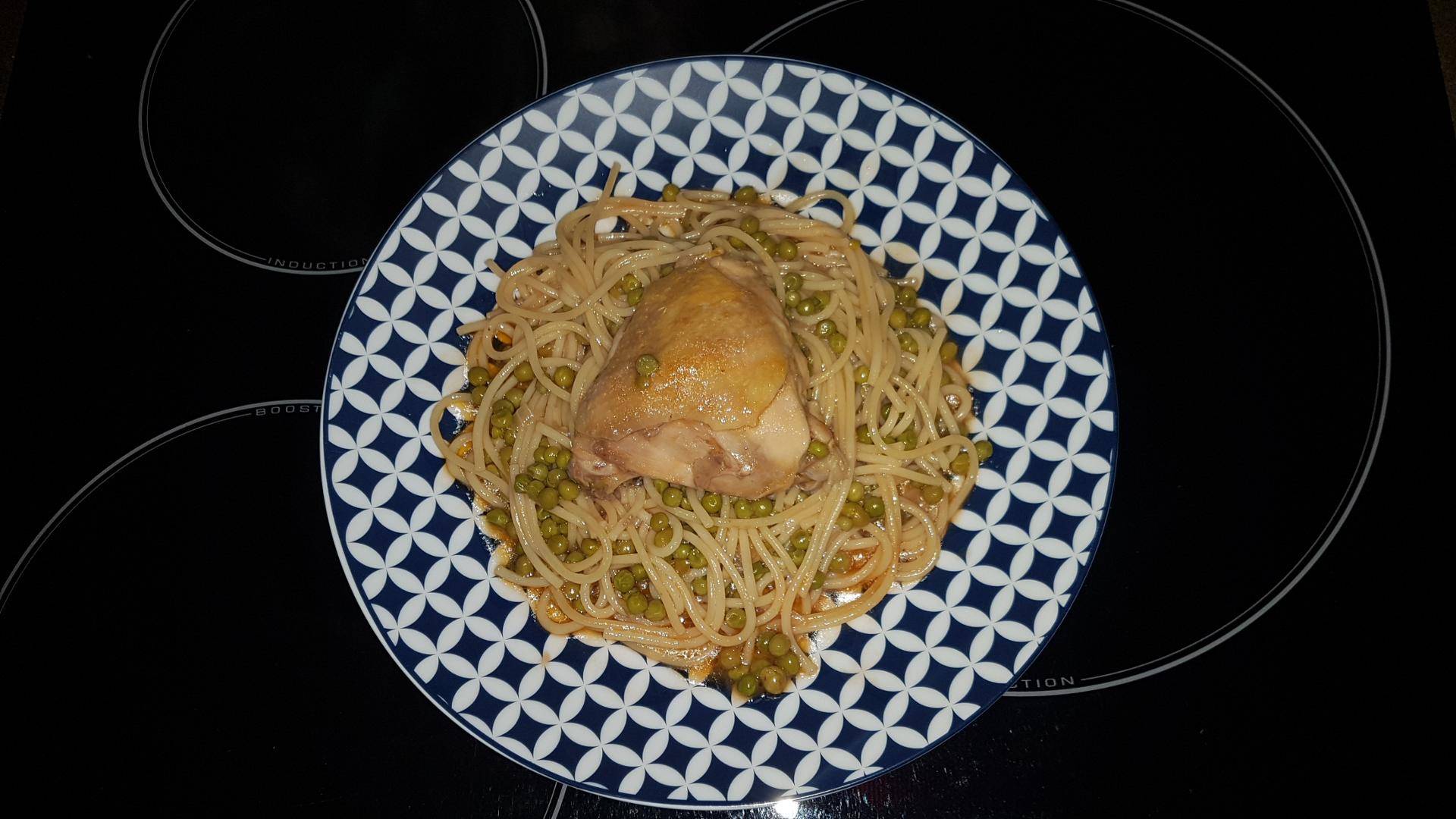 Poulet et spaghettis à la tomate - Recette Cookeo | Moulinex