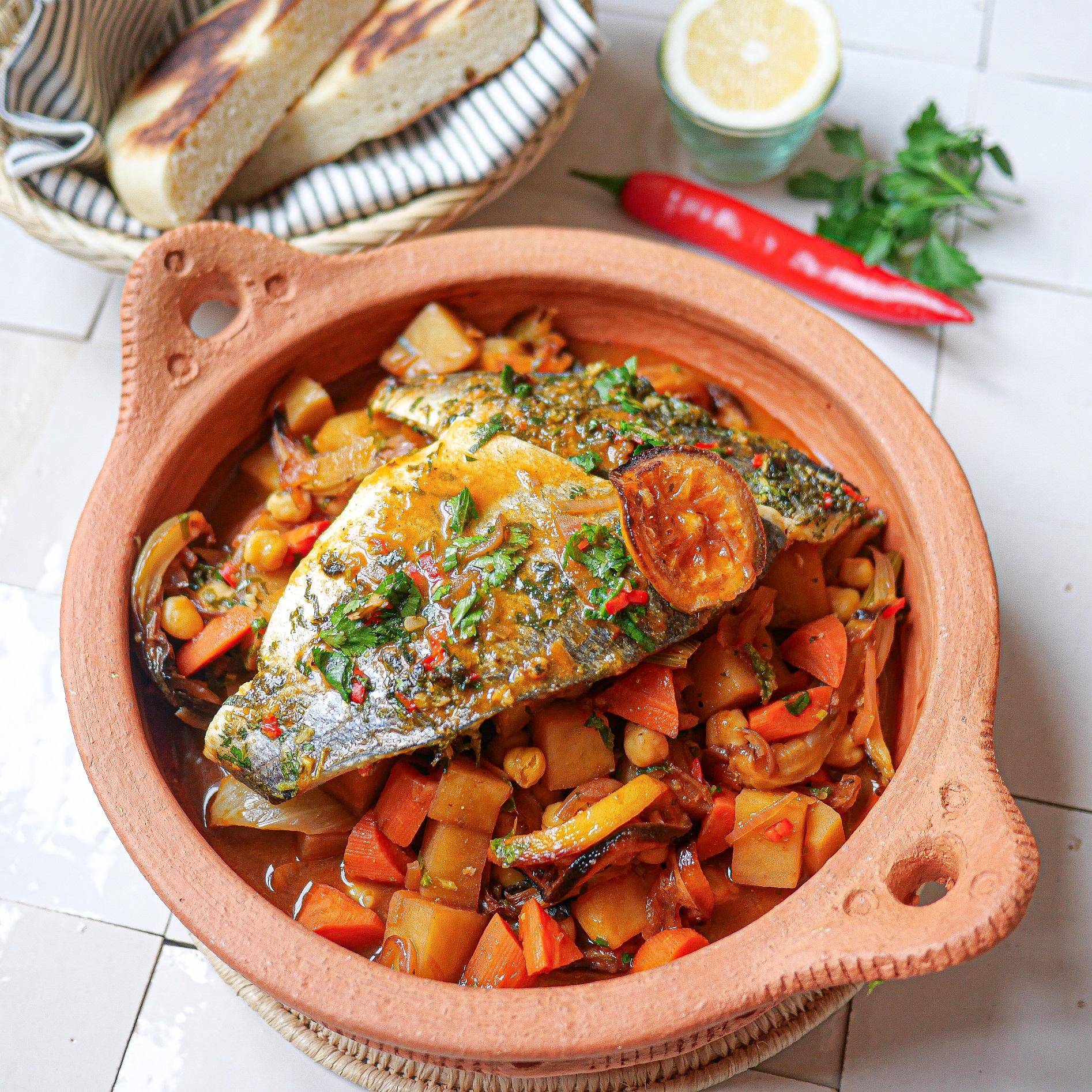 Tajine de daurade à la chermoula - Recette EASY FRY & GRILL 2 in 1 MECHANICAL | Moulinex