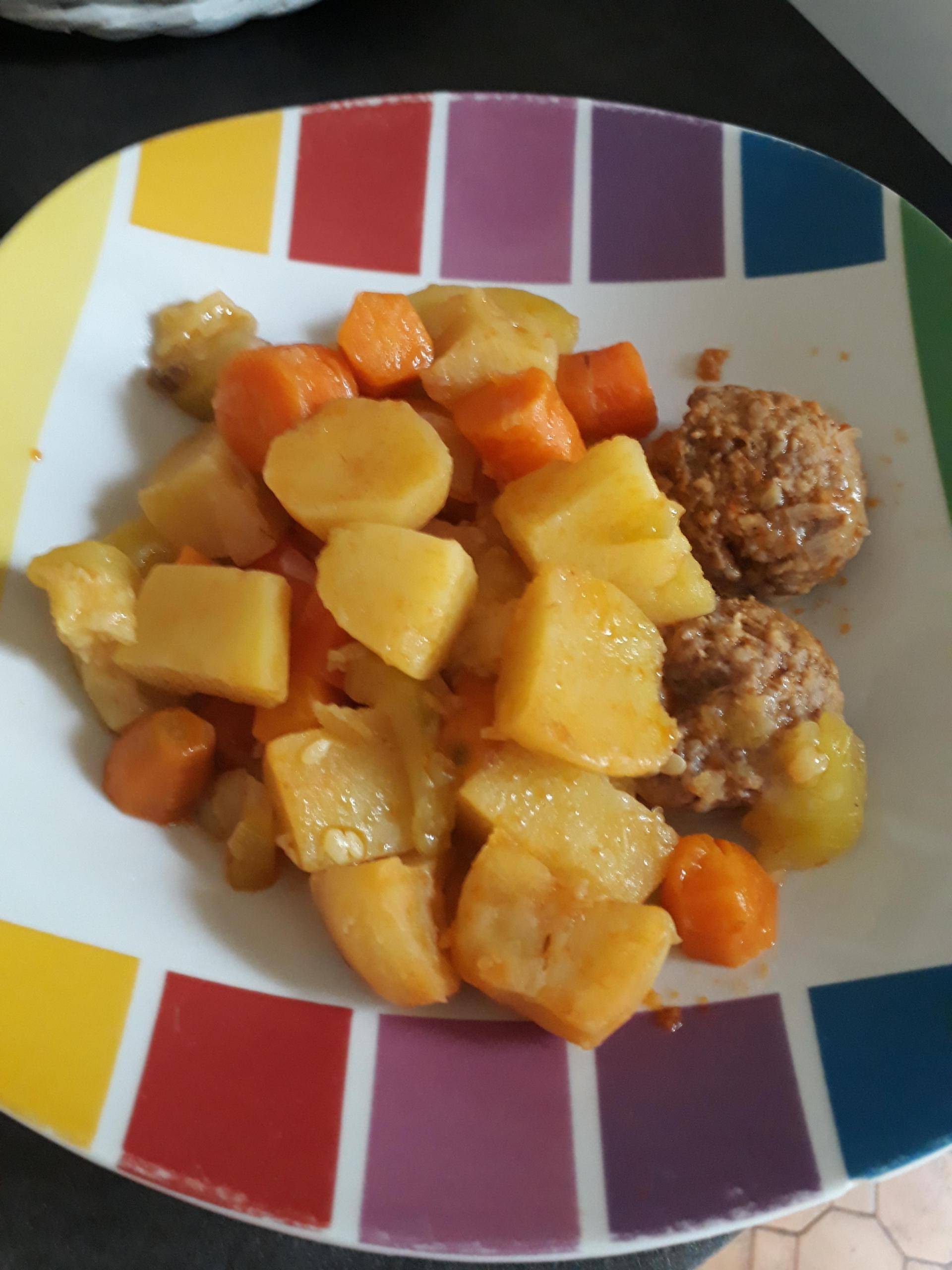 Boulettes de boeuf et ses légumes - Recette Cookeo V3 | Moulinex