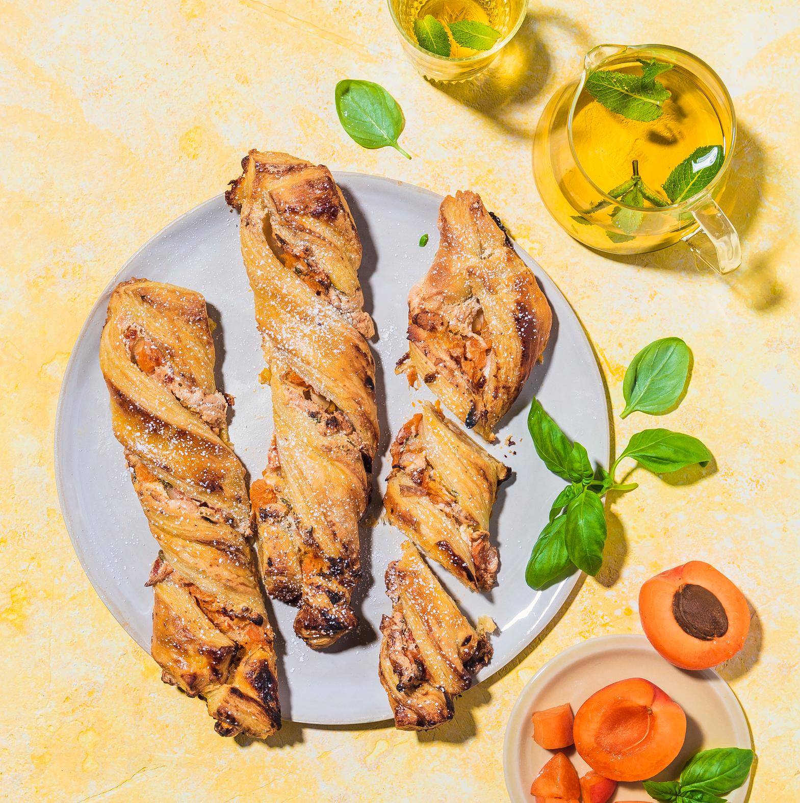 Abrikozen en basilicum gebak - Recette Companion | Moulinex