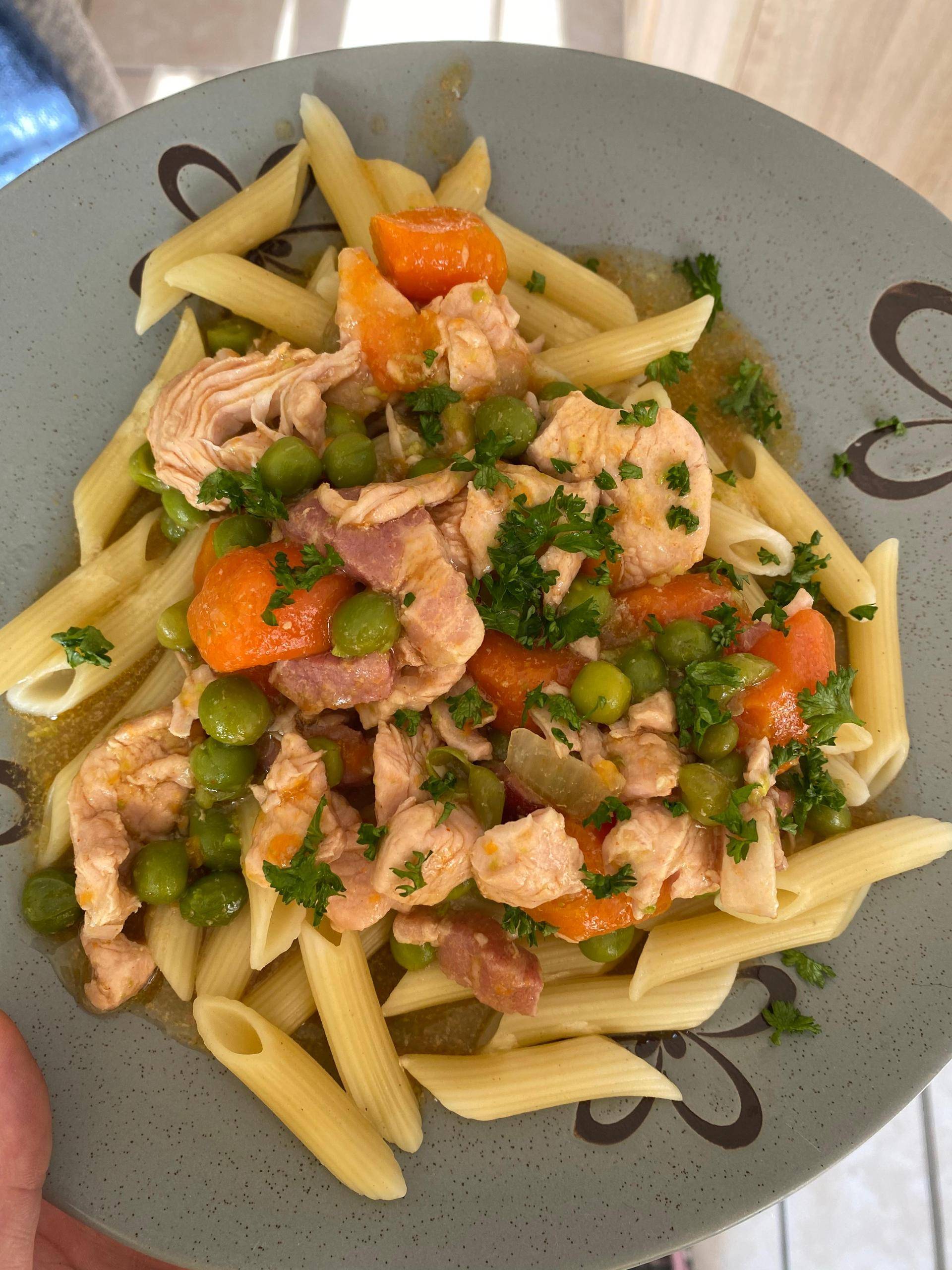 Émincés de dinde aux petits légumes - Recette Cookeo V3 | Moulinex