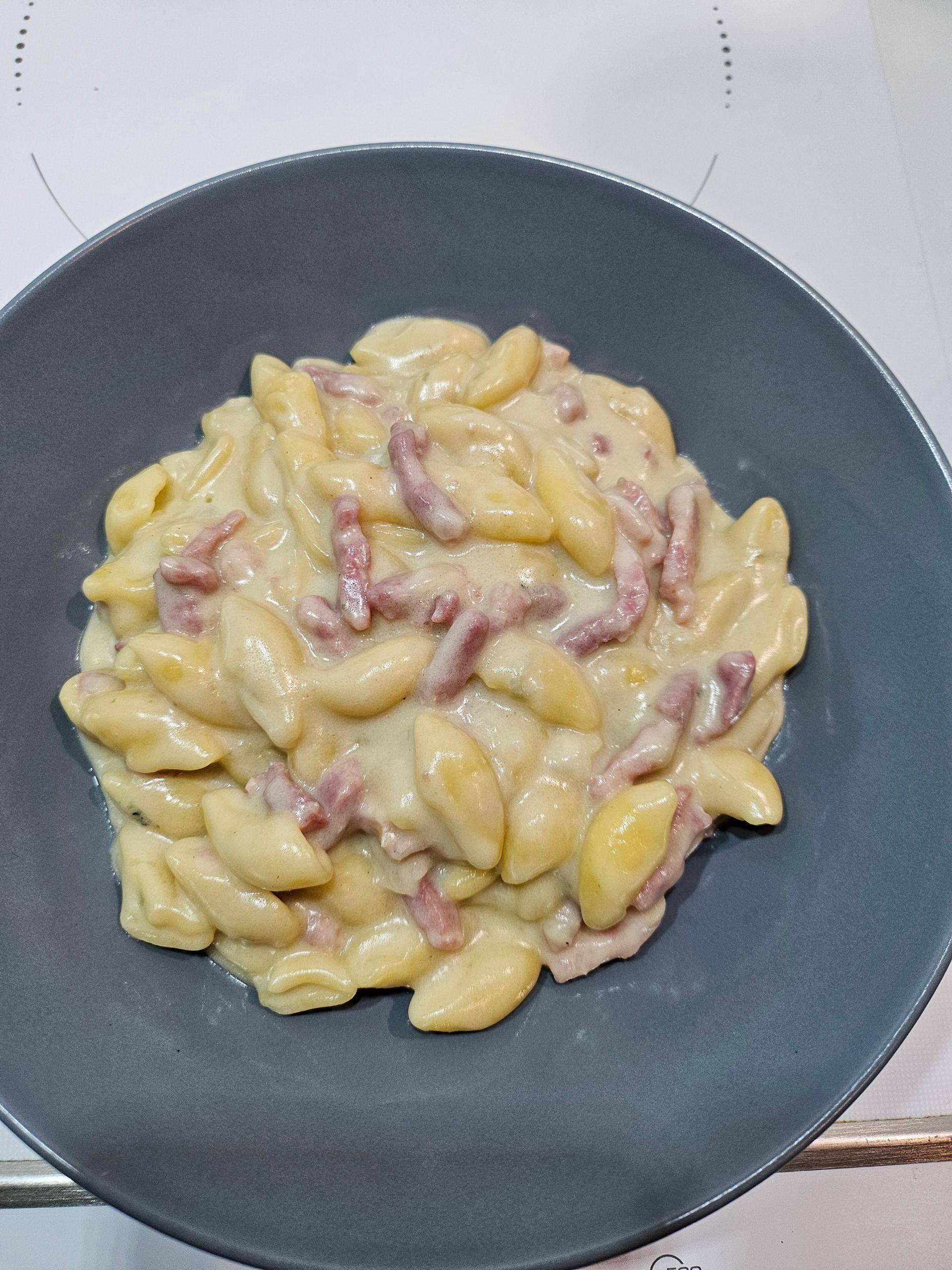 One pot pasta lardons roquefort - Recette Companion | Moulinex