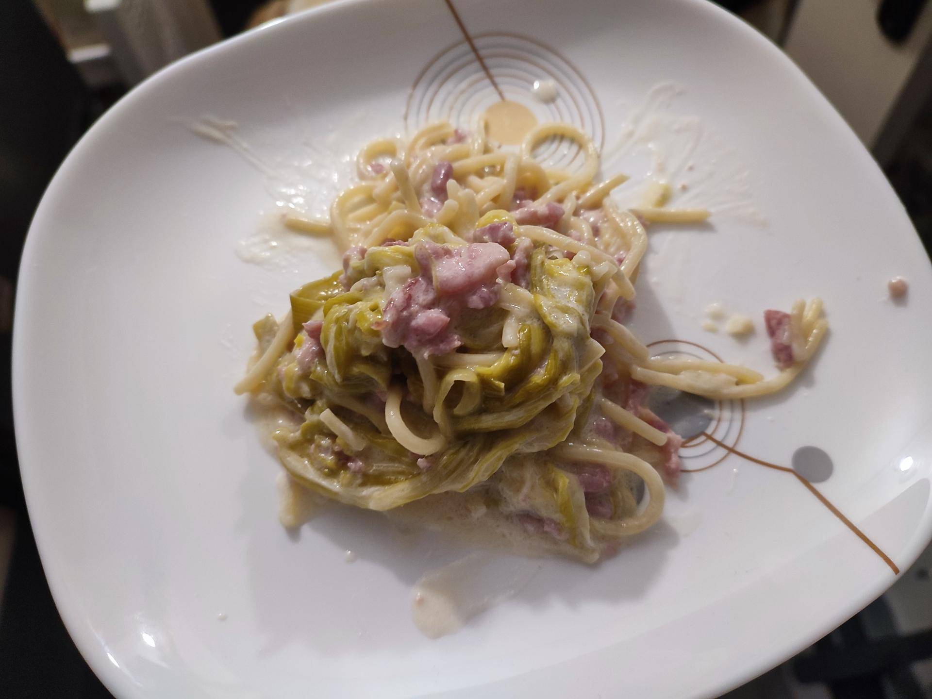 Pâte et poireaux façon carbo - Recette Cookeo | Moulinex