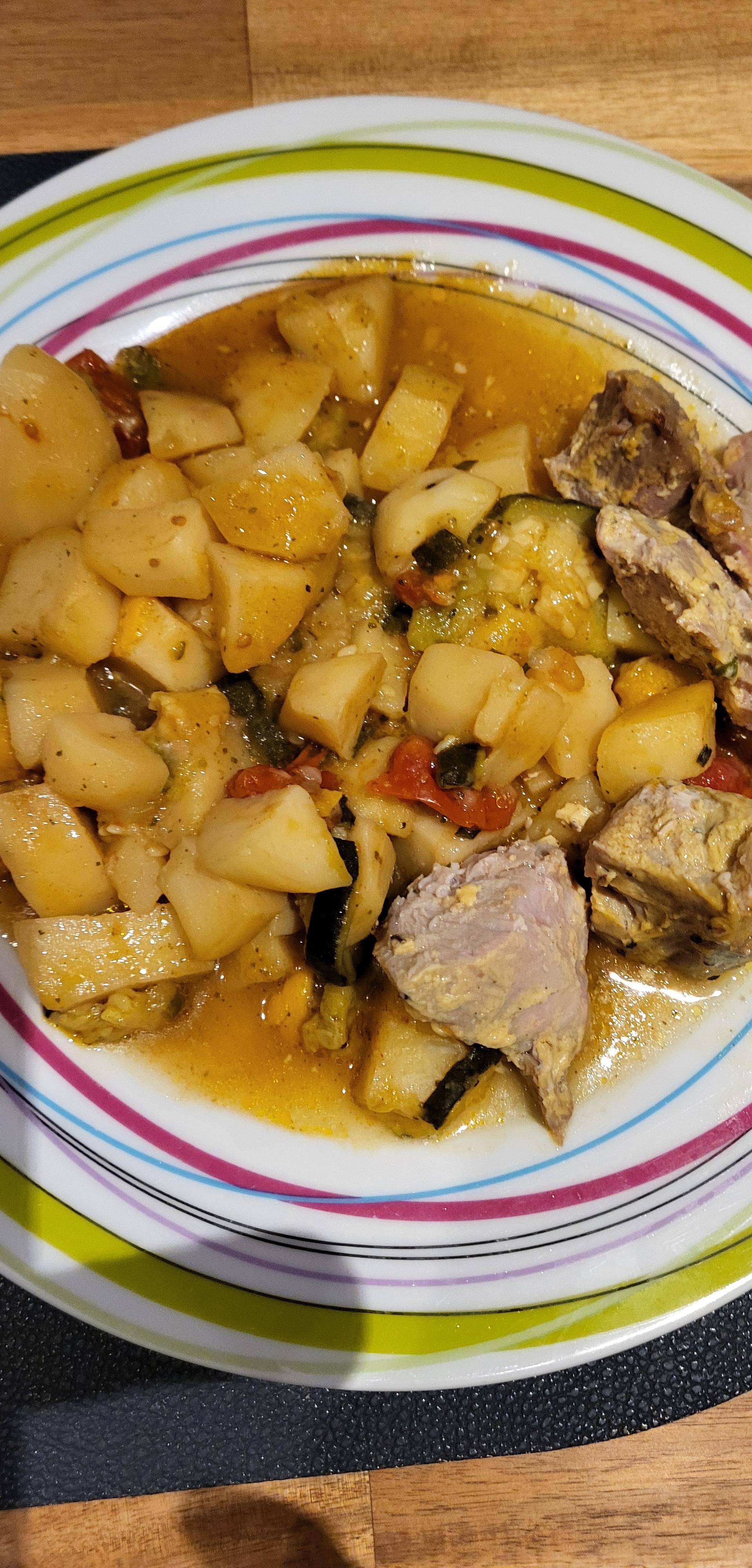 Sauté de porc sur feuille sulfurisé - Recette Cookeo V3 | Moulinex