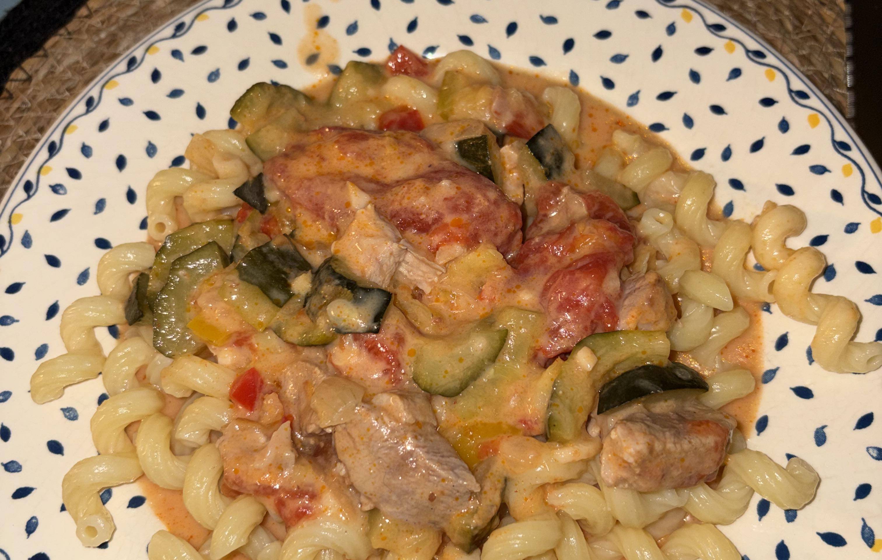 Filet mignon de porc avec ses petits légumes - Recette Cookeo | Moulinex