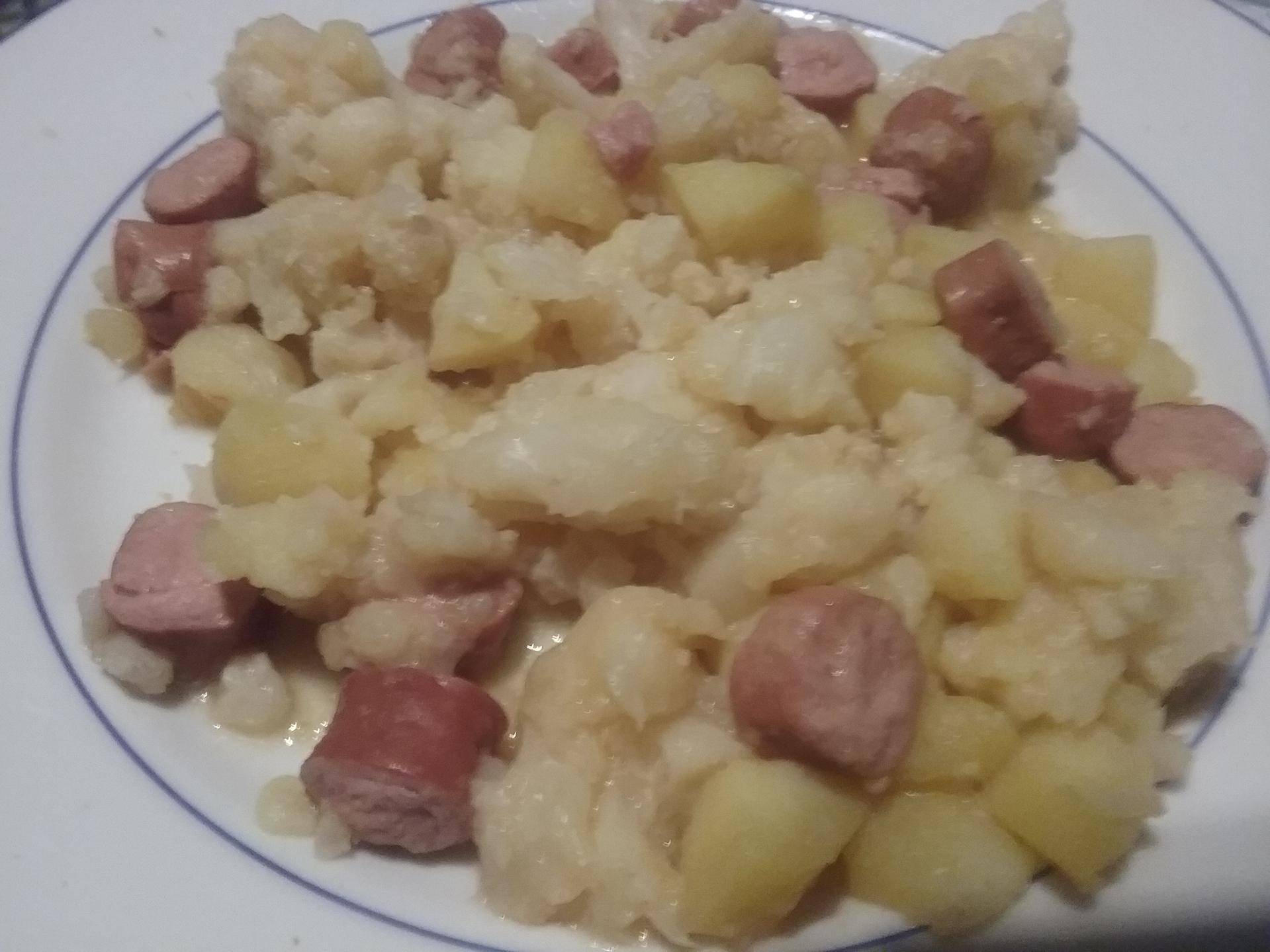 Chou-fleur pomme de terre knackis - Recette Cookeo | Moulinex