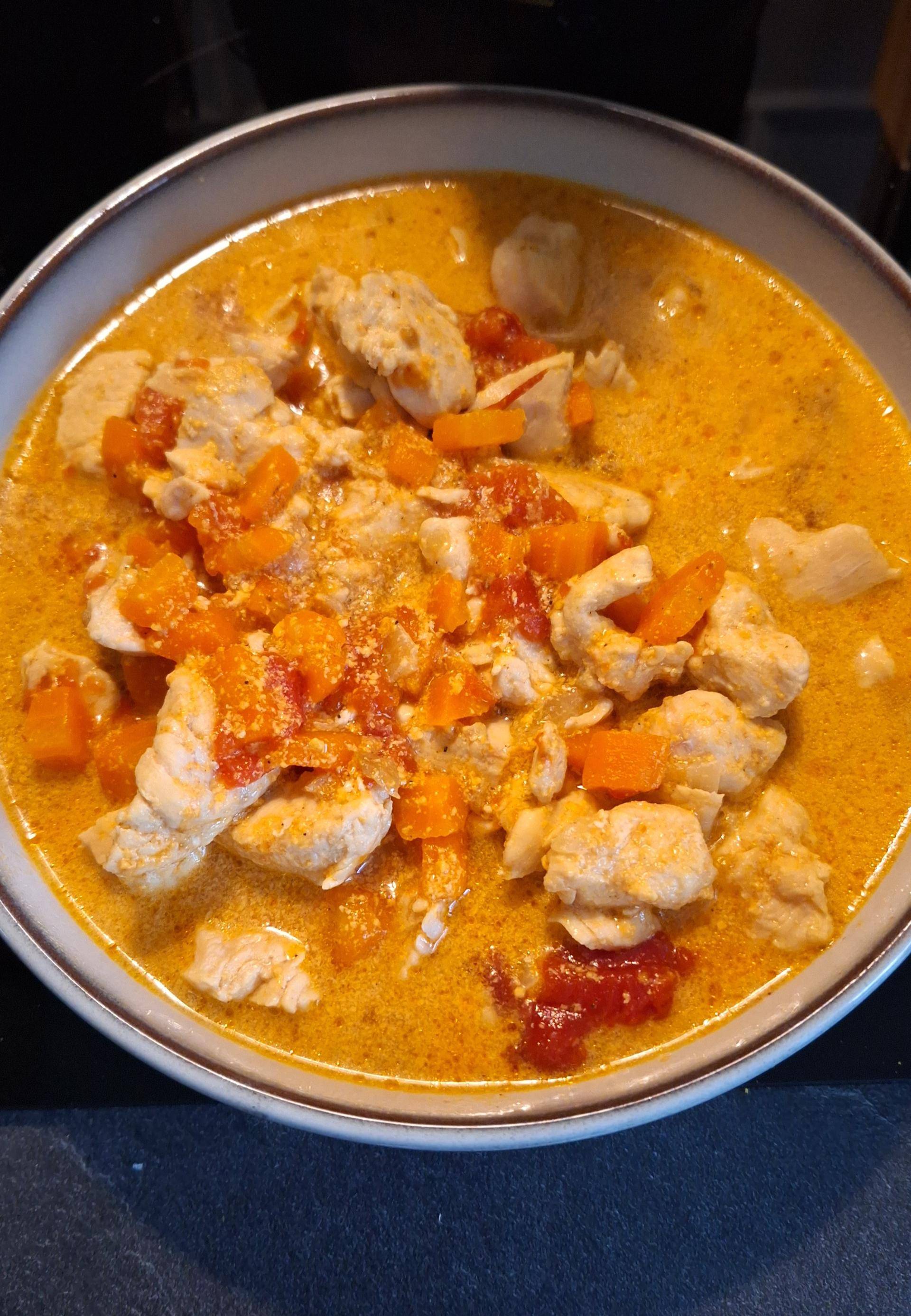 Poulet curry carottes et tomates - Recette Cookeo V3 | Moulinex