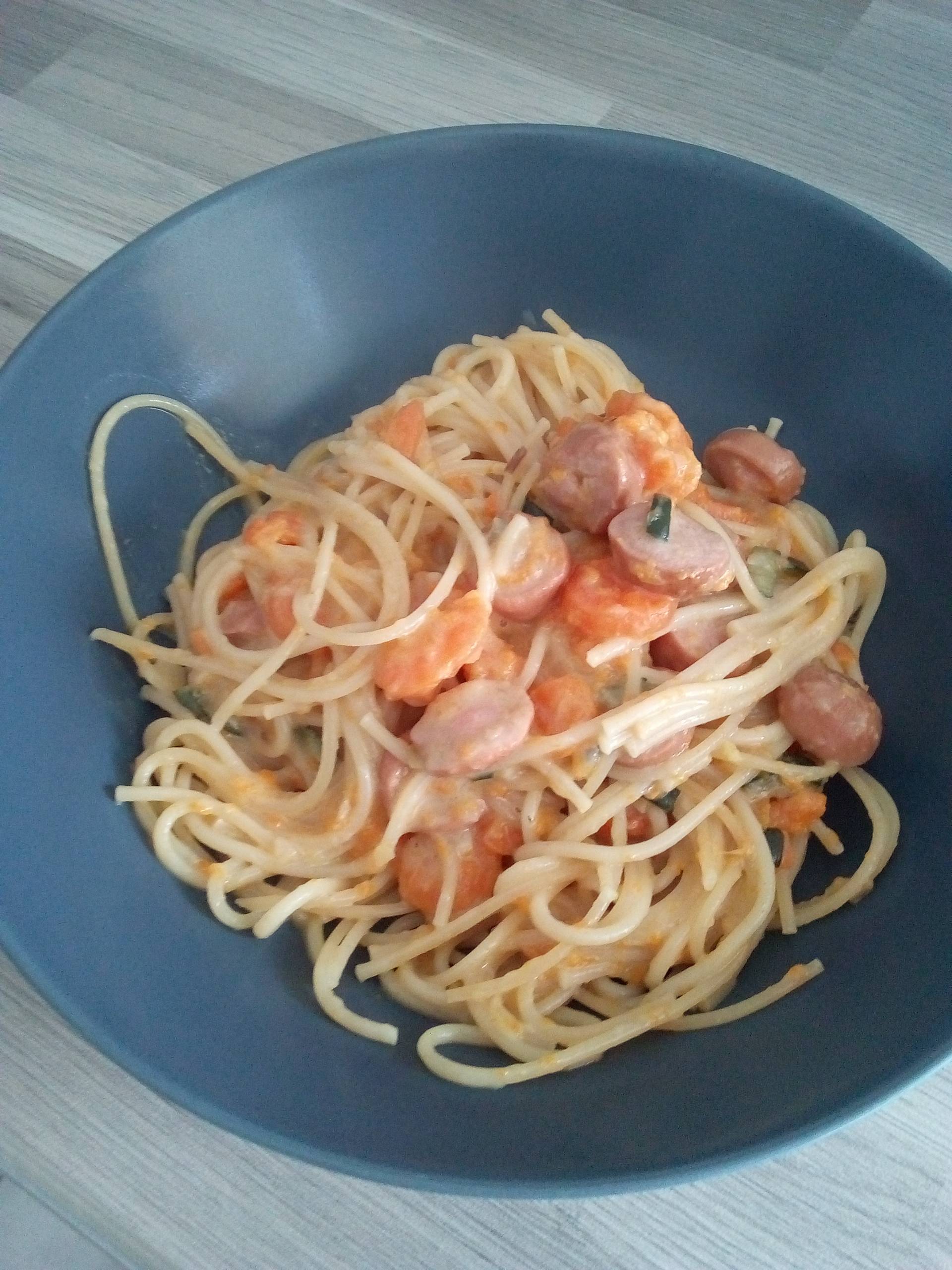 Spaghetti légumes saucisses - Recette Cookeo | Moulinex