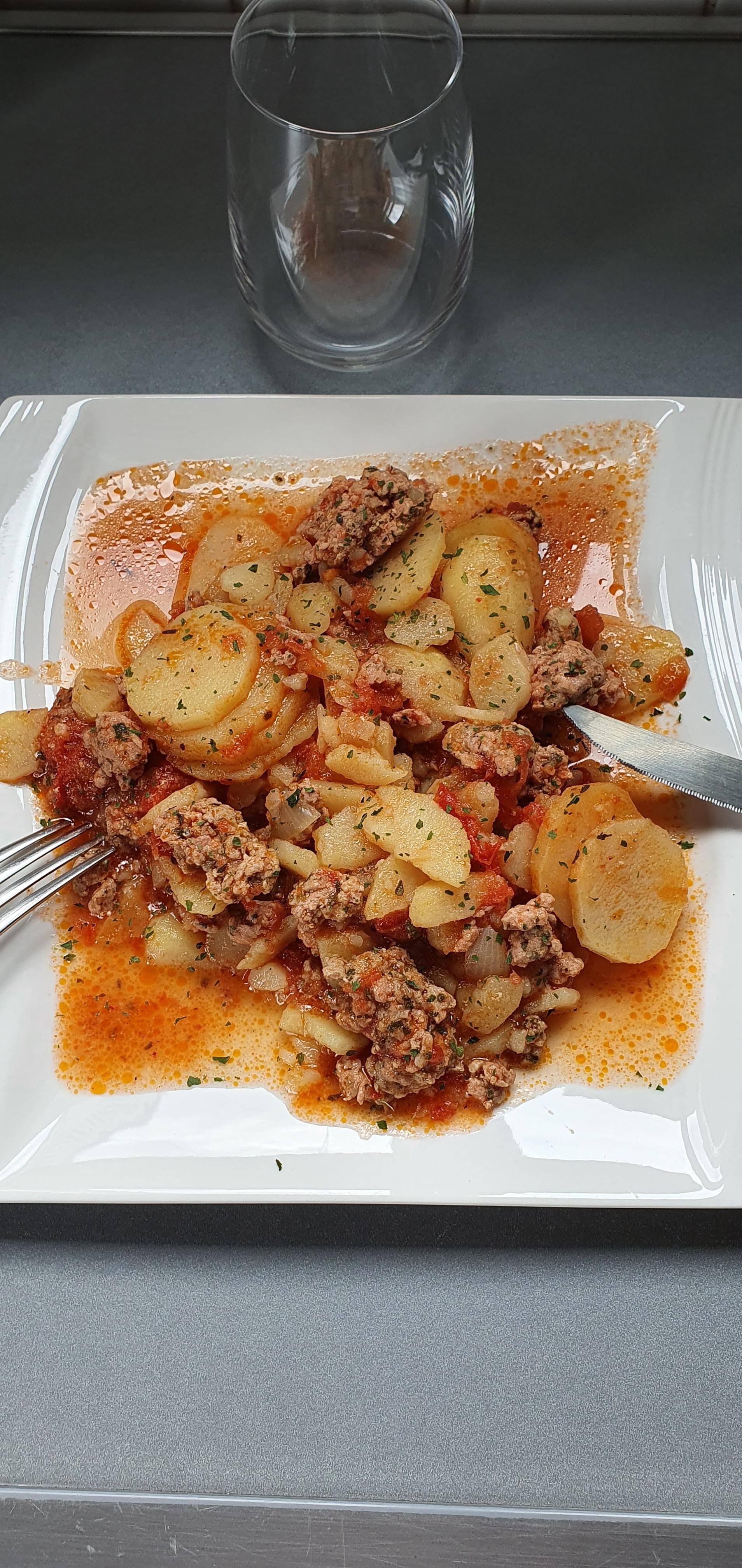 Pommes de terre et farce - Recette Cookeo | Moulinex
