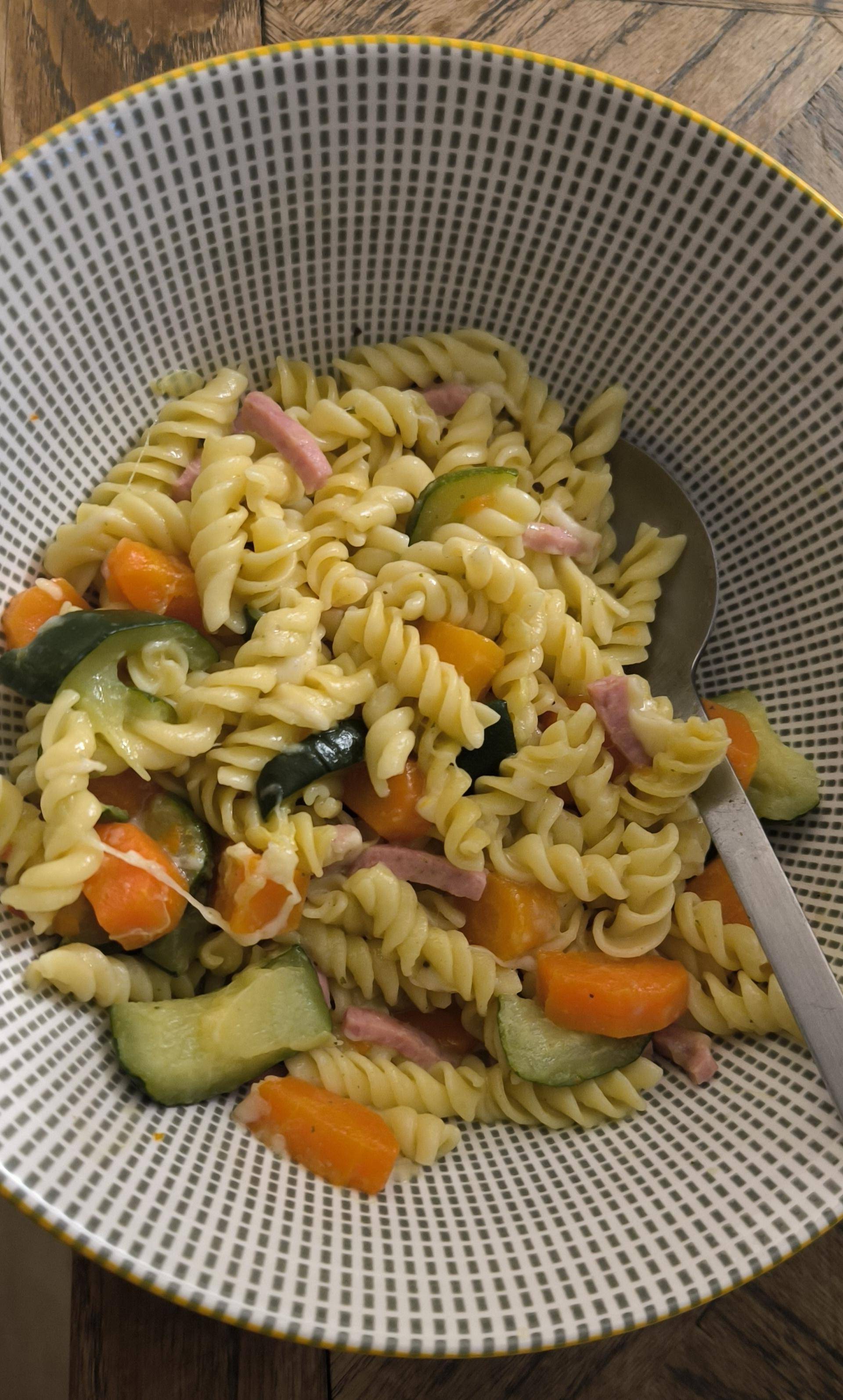 One pot pasta jambon courgettes carottes - Recette Cookeo | Moulinex