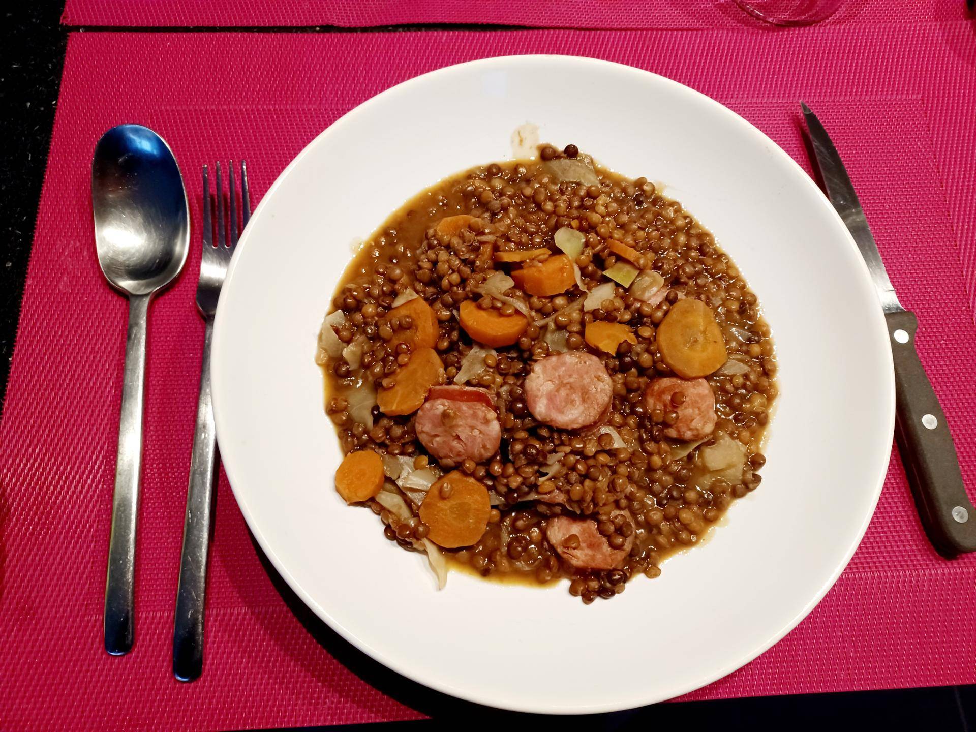 Lentilles et saucisses à ma façon - Recette Cookeo | Moulinex