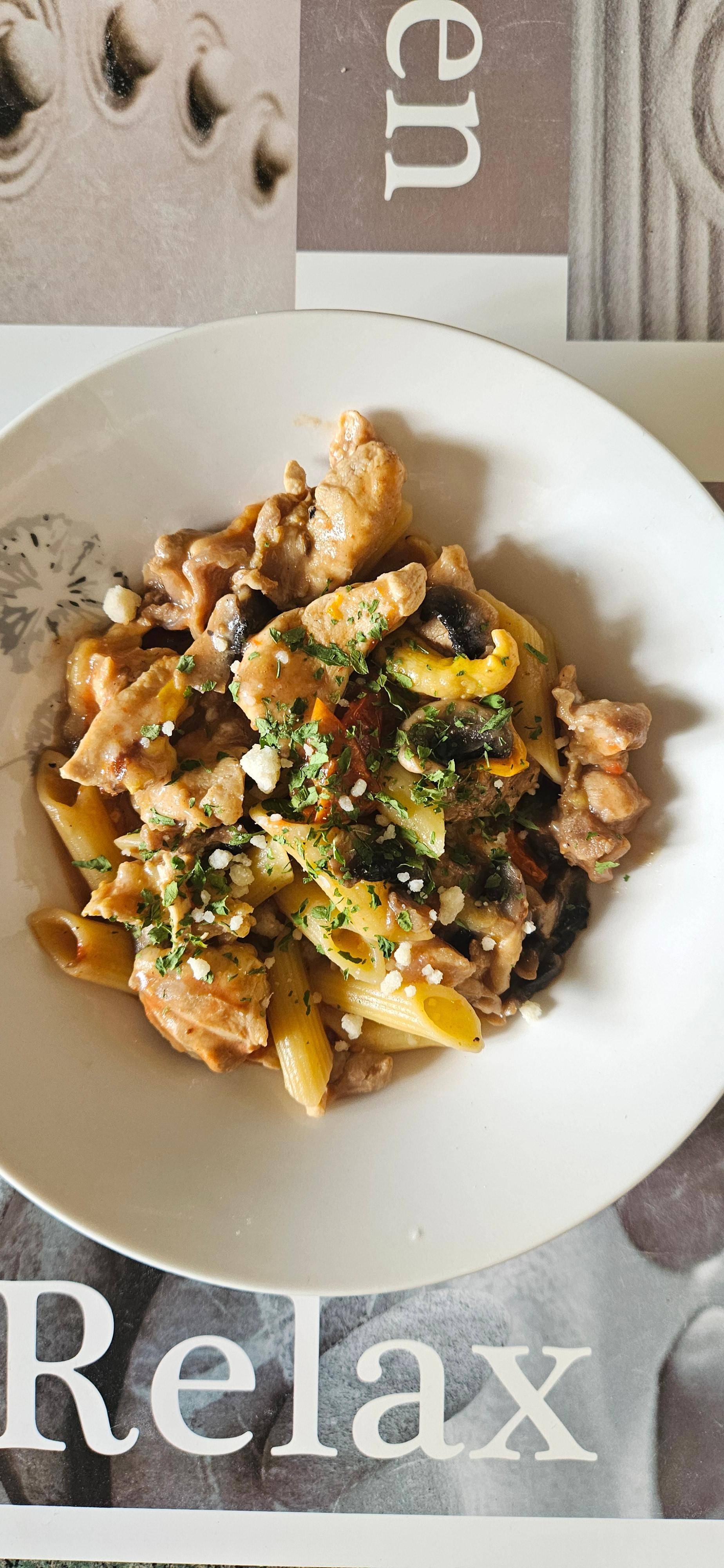 One Pot Pasta poulet champignons - Recette Cookeo | Moulinex