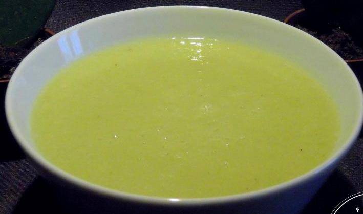Soupe poireaux - Recette Companion Connect XL | Moulinex