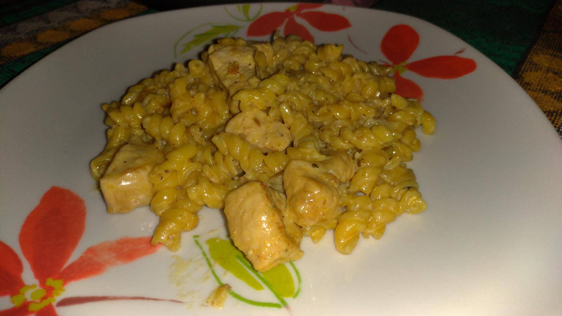Poulet au épices douces et pâte - Recette Cookeo | Moulinex