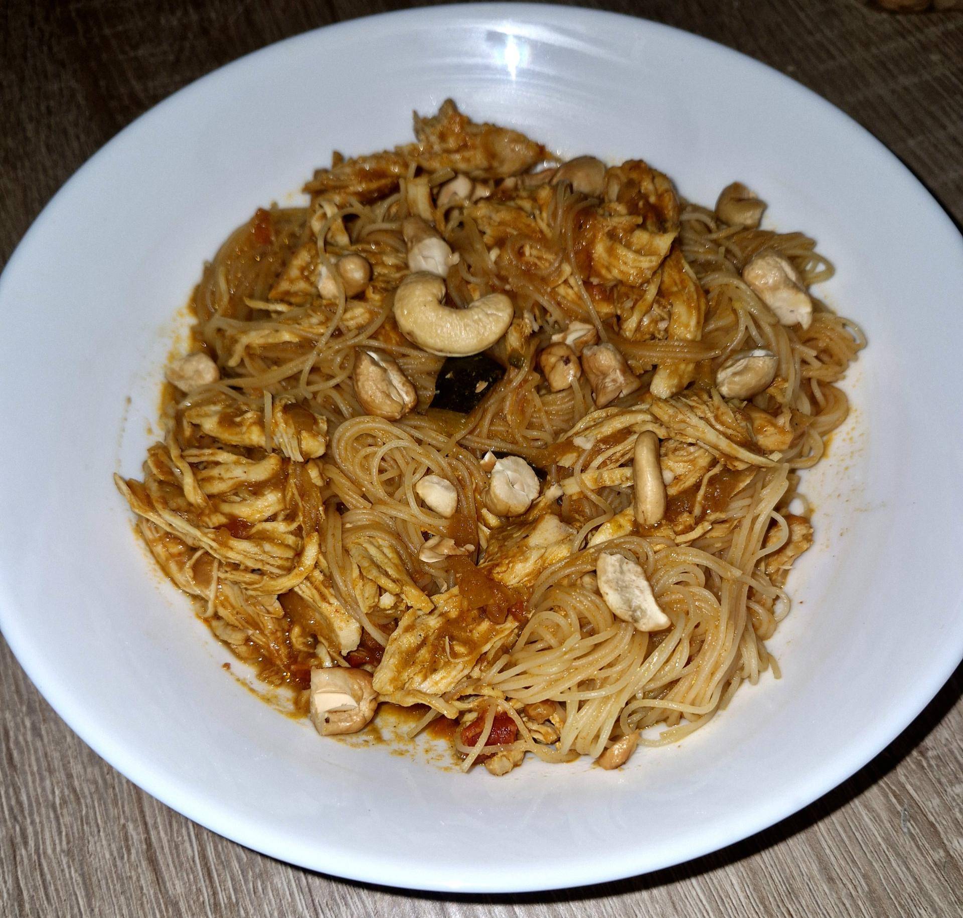 Effiloché de poulet curry-coco - Recette Cookeo | Moulinex