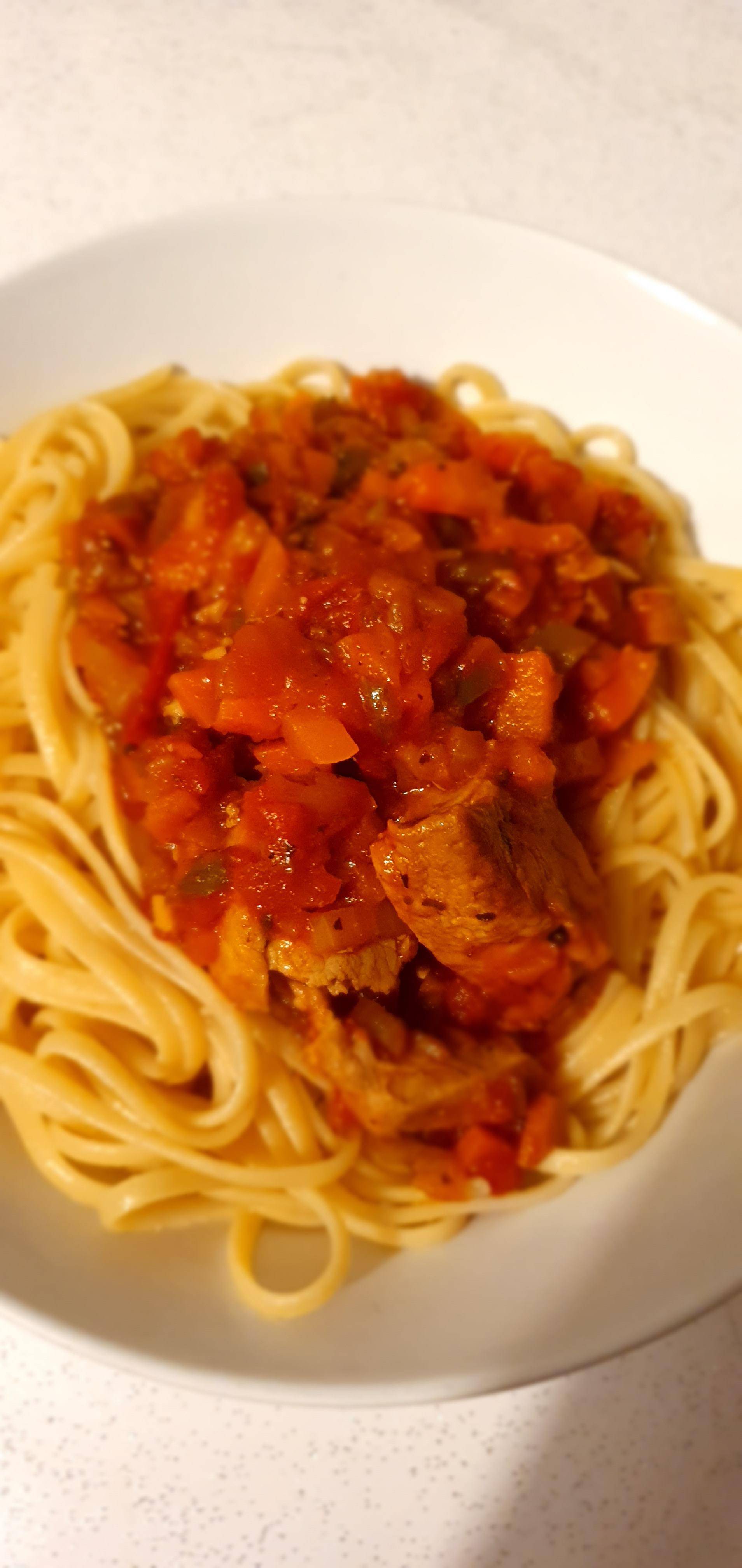 Filet mignon de porc au petit légumes sauce tomate - Recette Cookeo | Moulinex