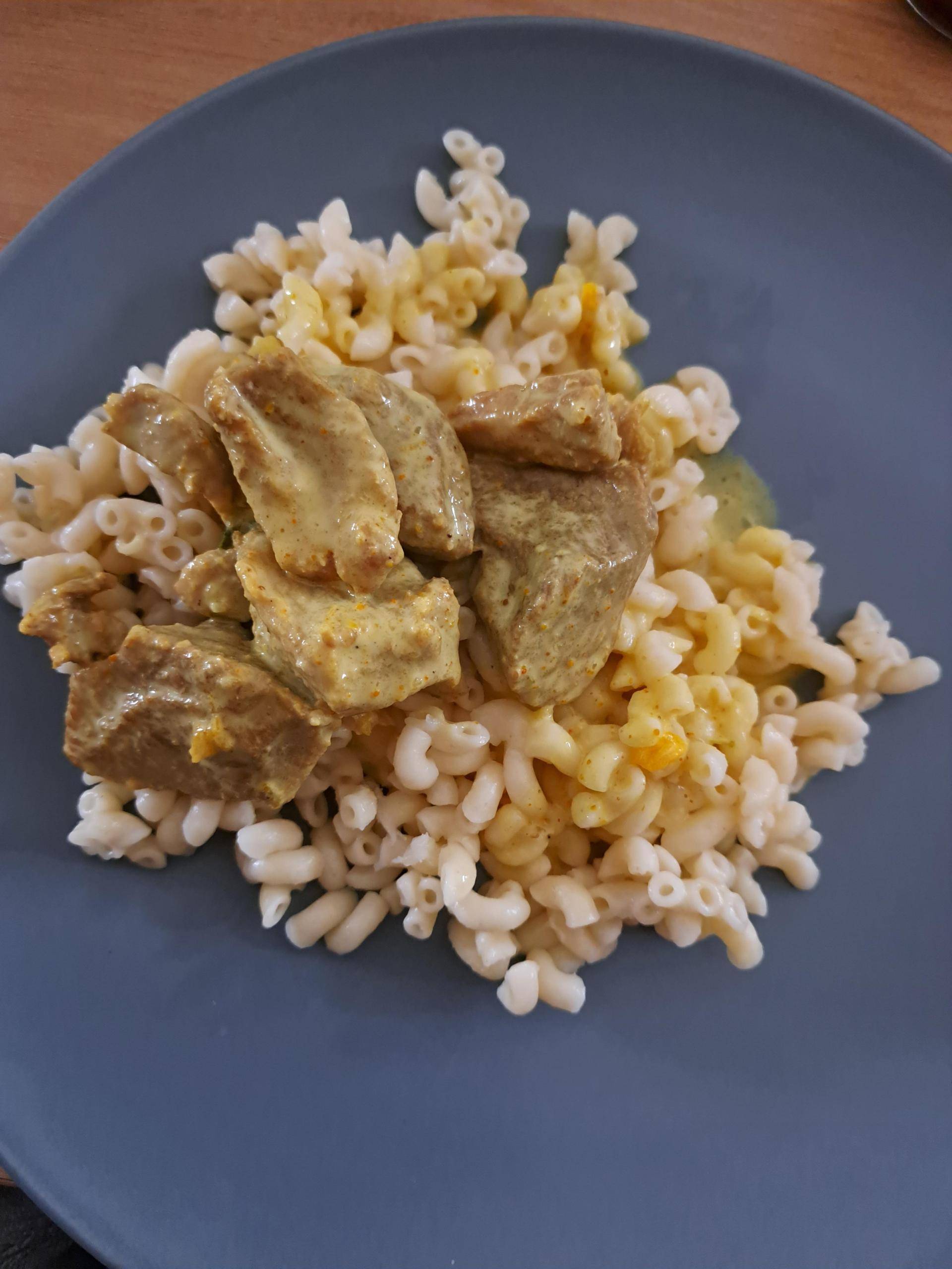 Sauté de porc sauce au lait de coco et curry - Recette Cookeo | Moulinex