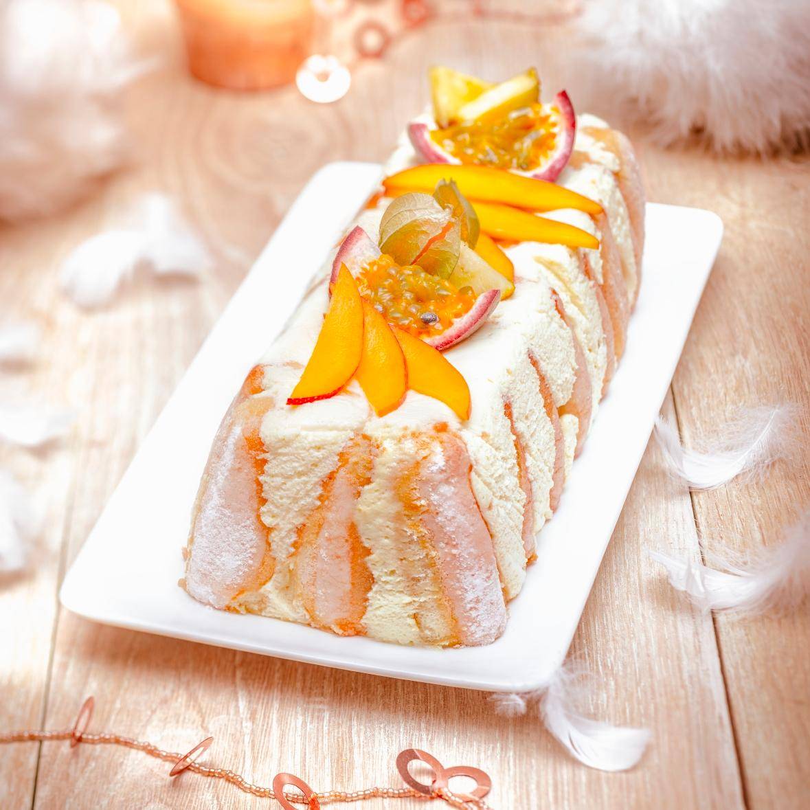 Bûche façon tiramisu aux fruits exotiques - Recette Companion | Moulinex