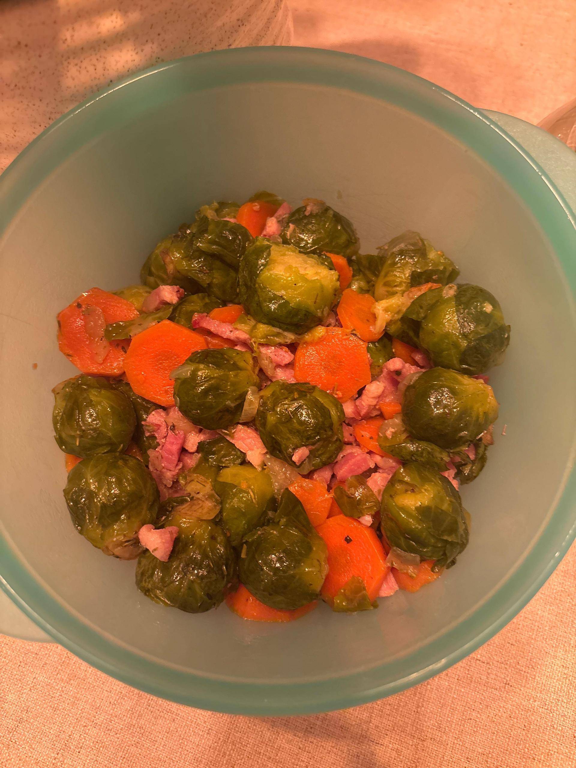 Choux de Bruxelles carottes lardons - Recette Cookeo | Moulinex